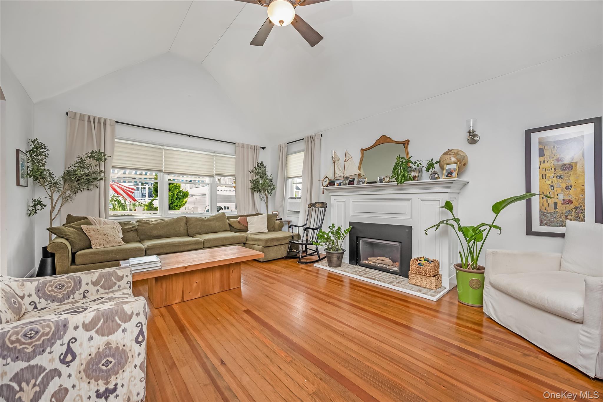 Single Family Harmon Street  Nassau County, NY 11561, MLS-1039377-13