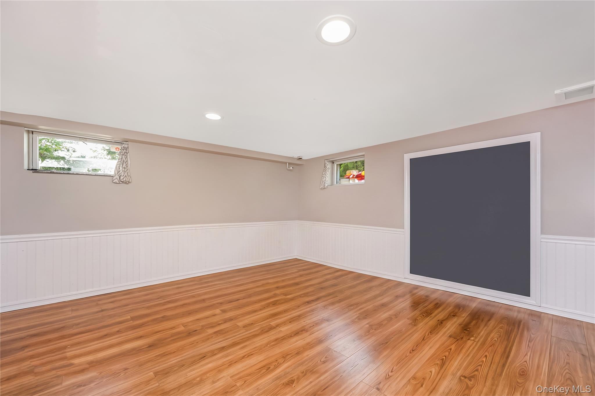 Single Family Harmon Street  Nassau County, NY 11561, MLS-1039377-18