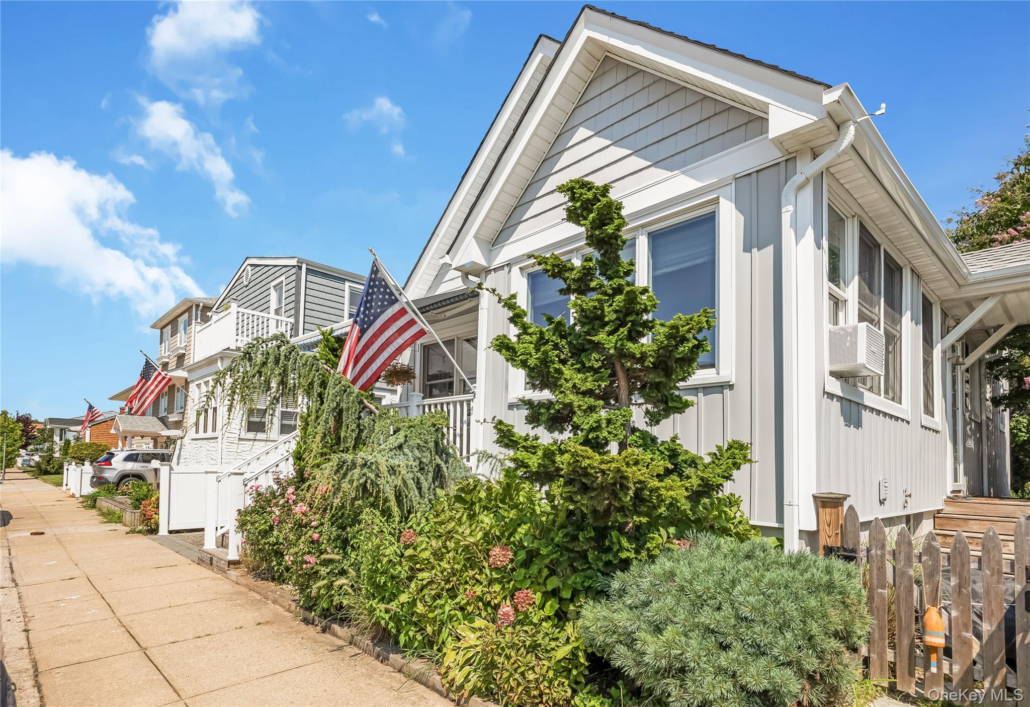 Single Family Harmon Street  Nassau County, NY 11561, MLS-1039377-3