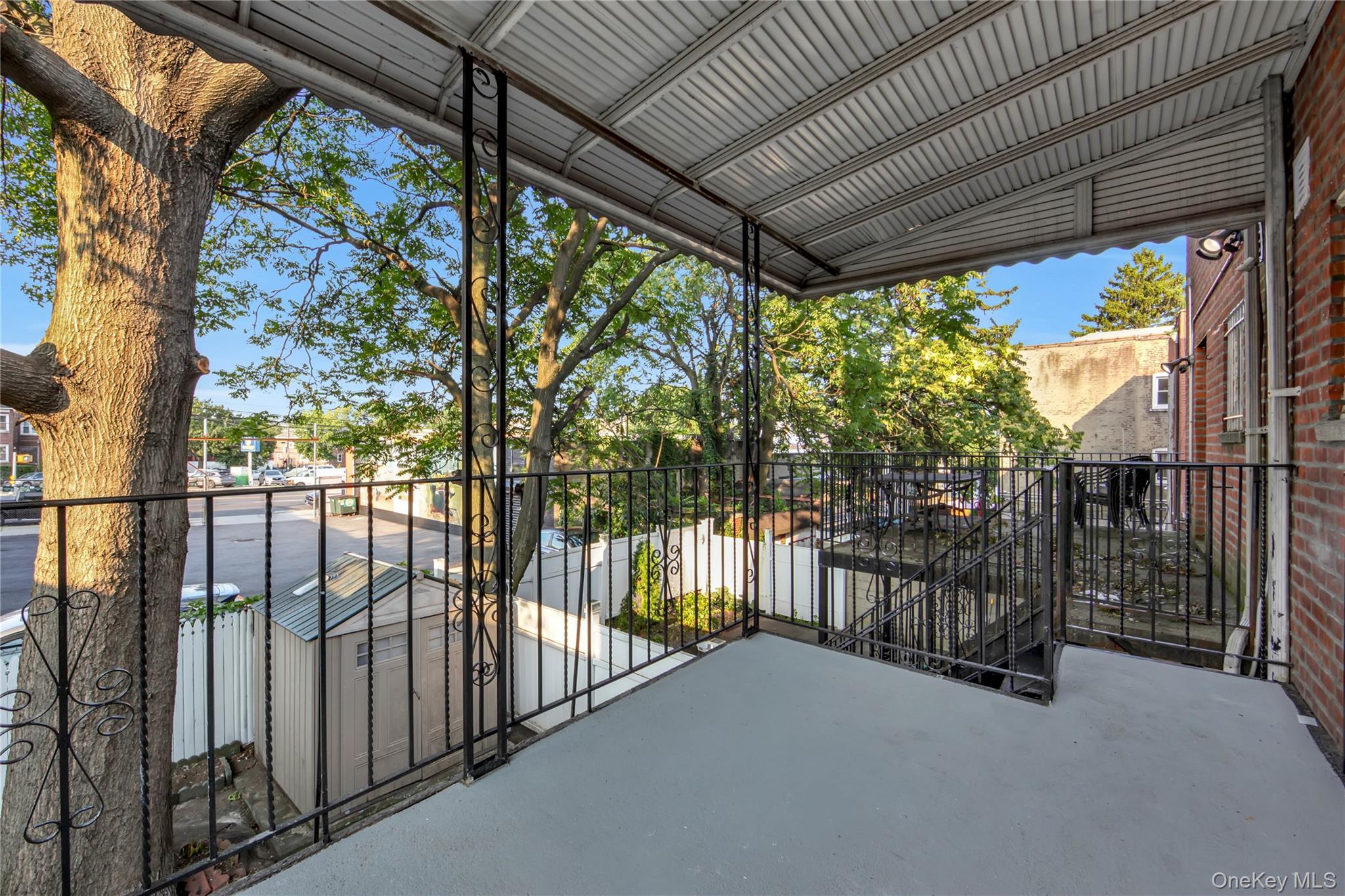 Single Family E 232nd Street  Bronx, NY 10466, MLS-1039385-27