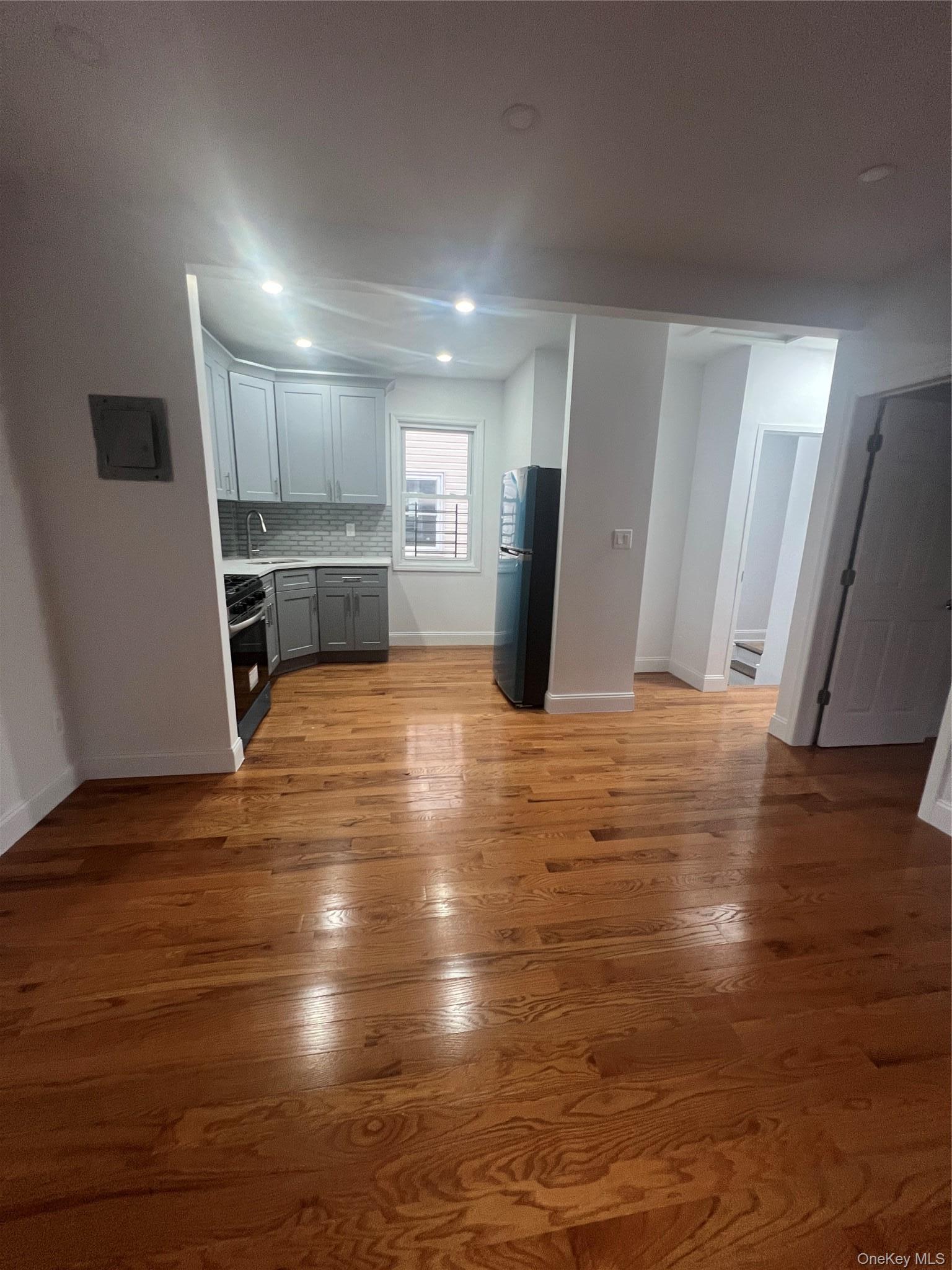 Single Family 136th Road Queens, NY 11413, MLS-1039392-13