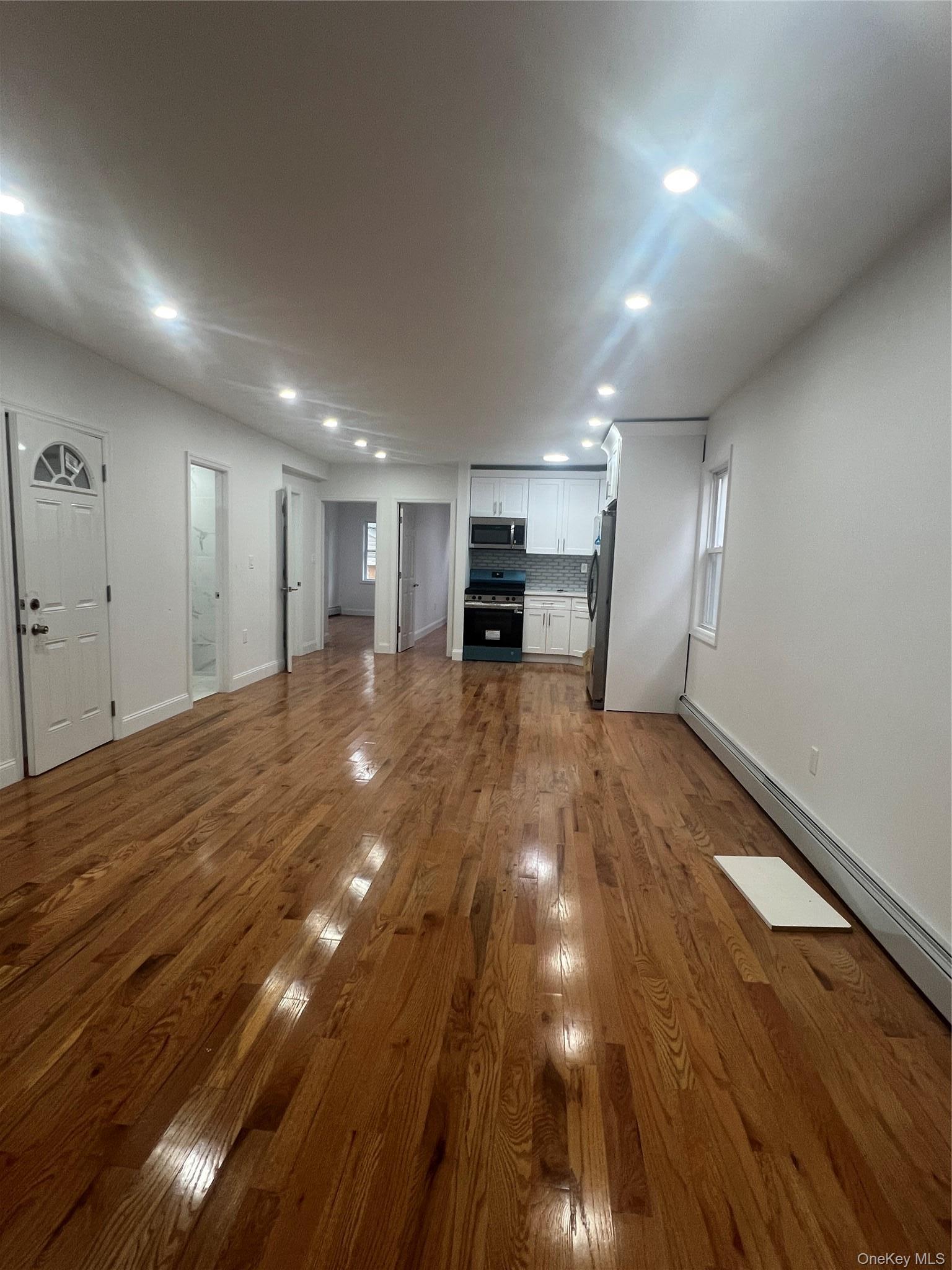Single Family 136th Road Queens, NY 11413, MLS-1039392-5