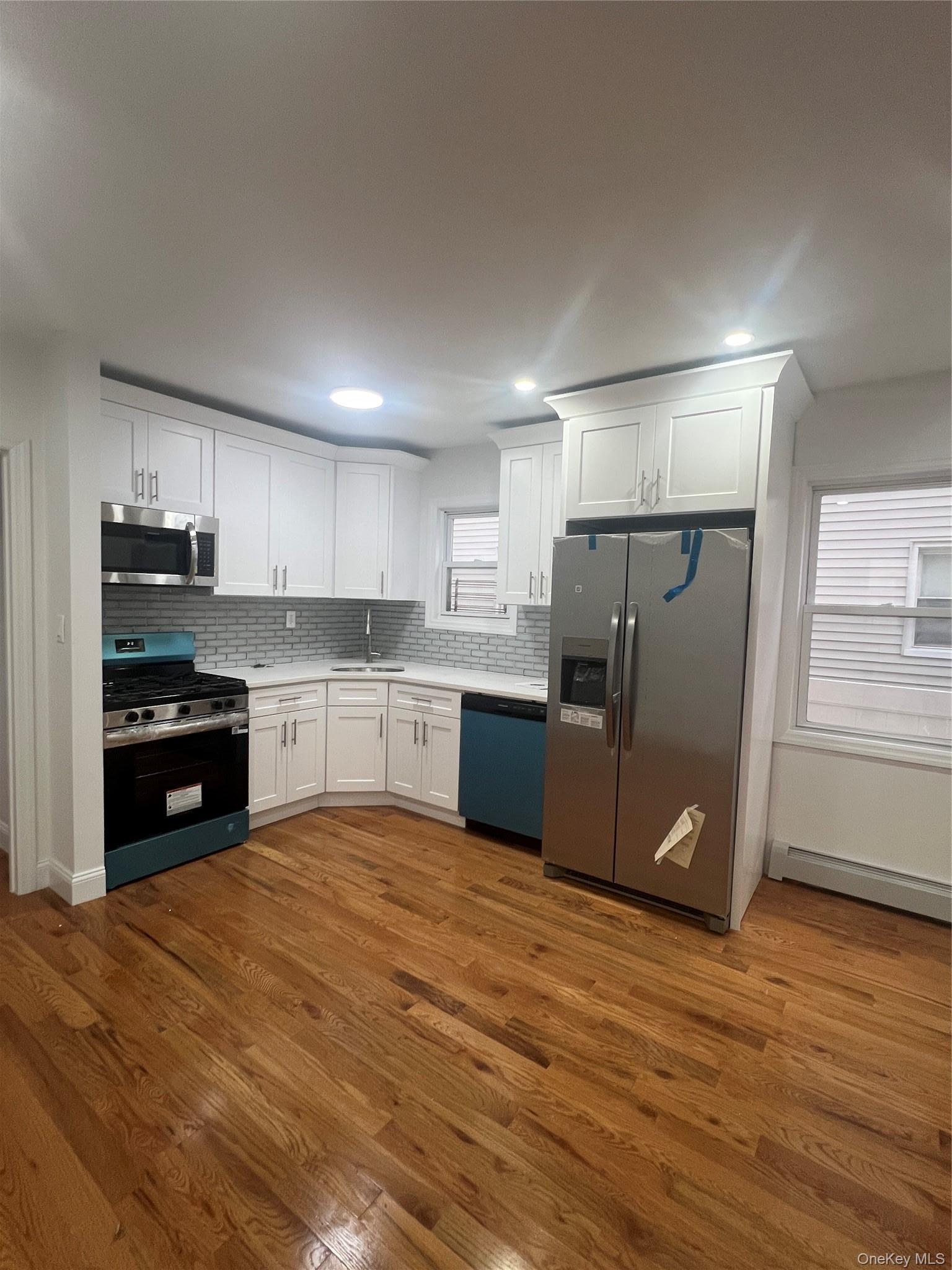 Single Family 136th Road Queens, NY 11413, MLS-1039392-6