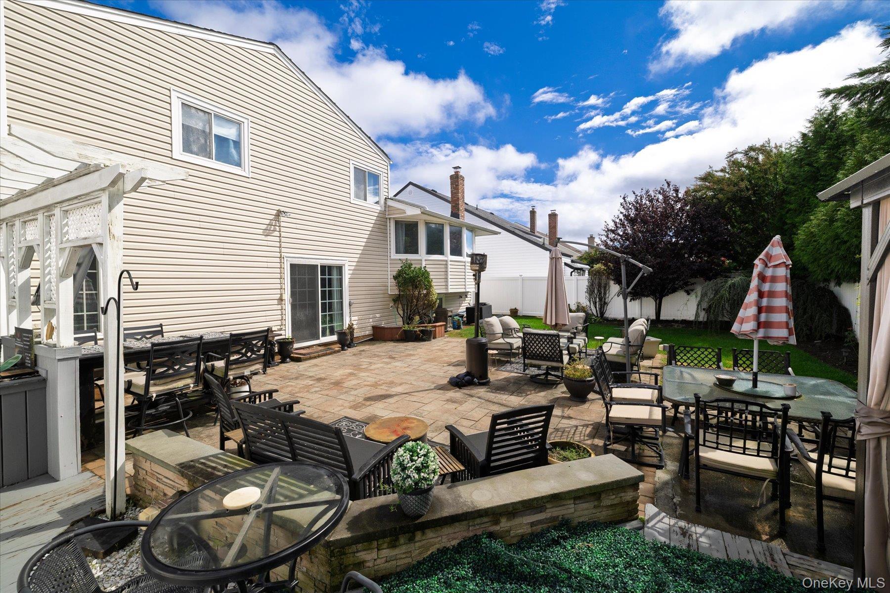 Single Family Sally Lane Nassau County, NY 11572, MLS-1039395-31