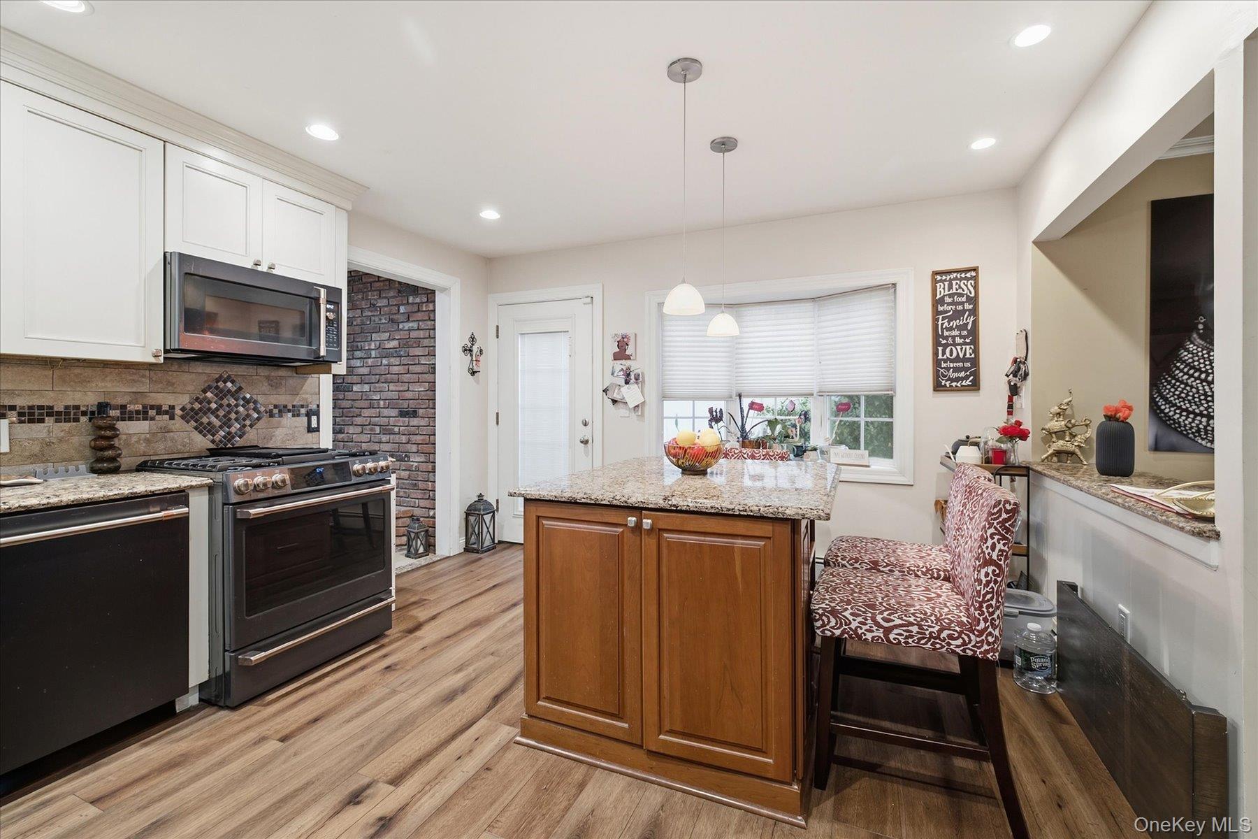 Single Family Sally Lane Nassau County, NY 11572, MLS-1039395-8