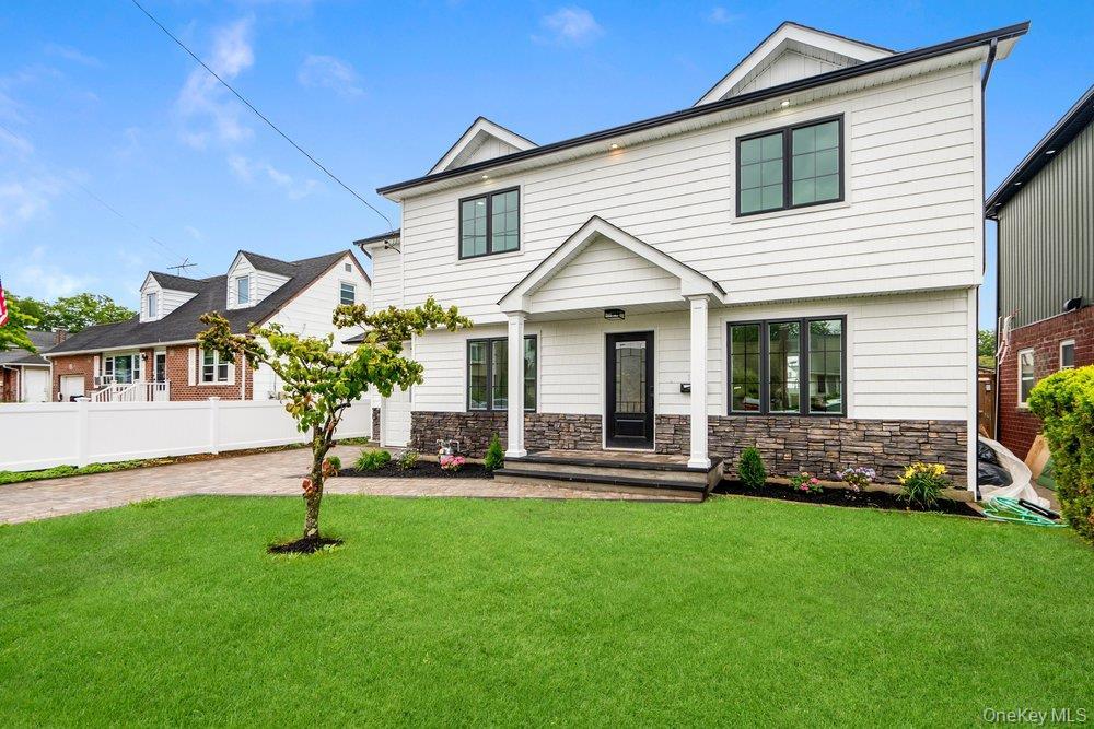 Single Family California Street Nassau County, NY 11801, MLS-1039417-2