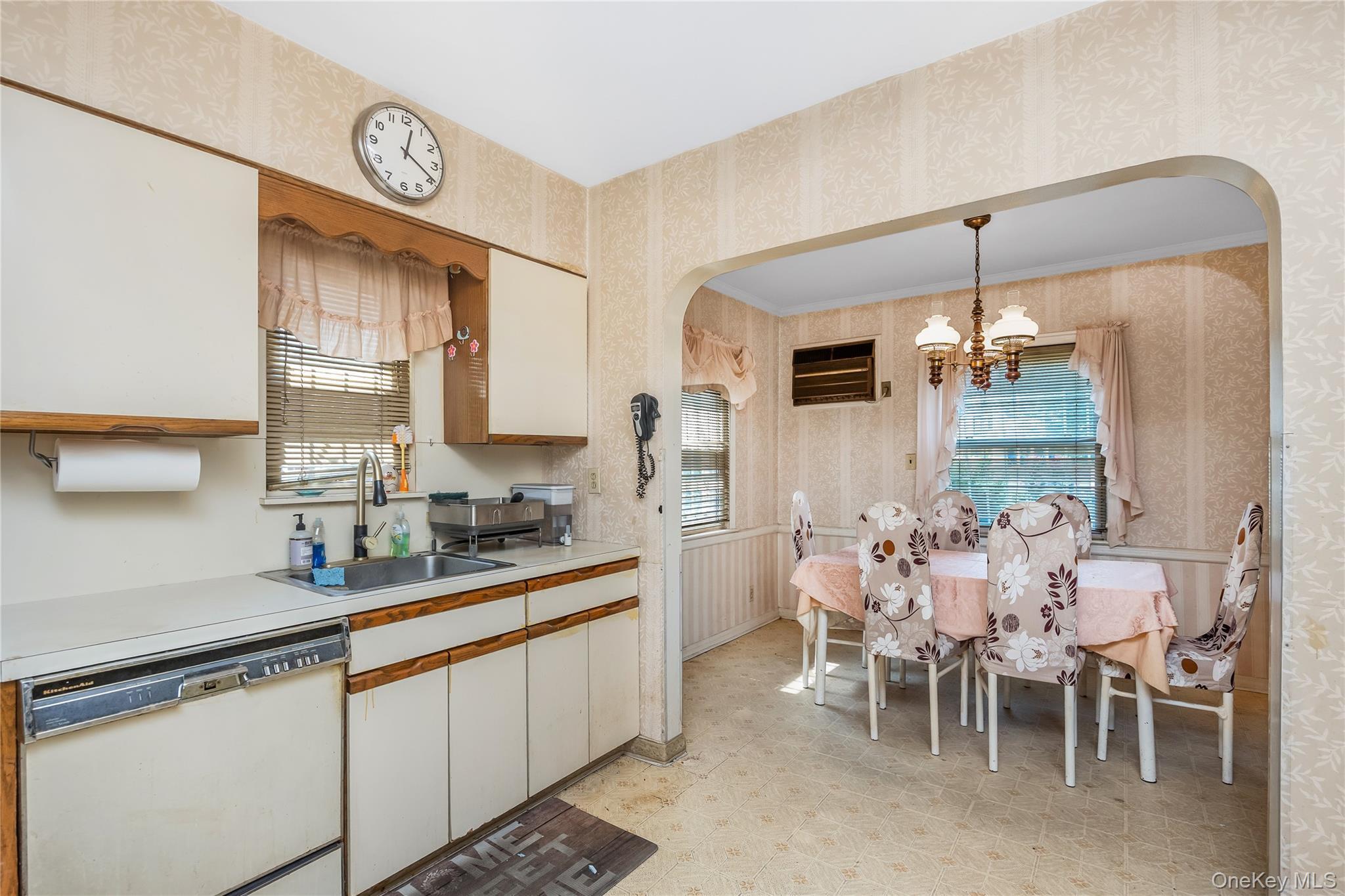 Single Family 196th Street Queens, NY 11365, MLS-1039431-12