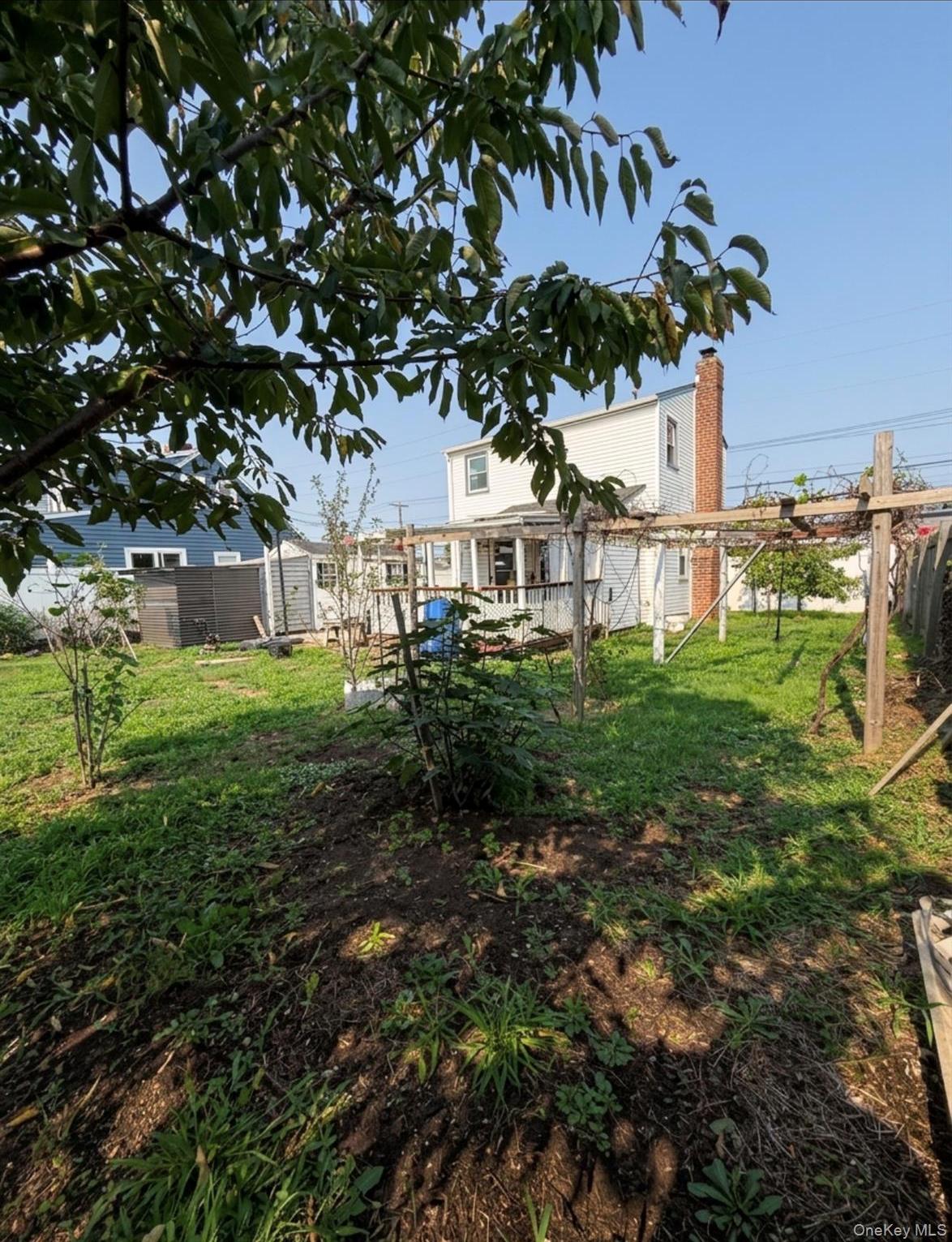 Single Family Newbridge Road  Nassau County, NY 11710, MLS-1039433-25
