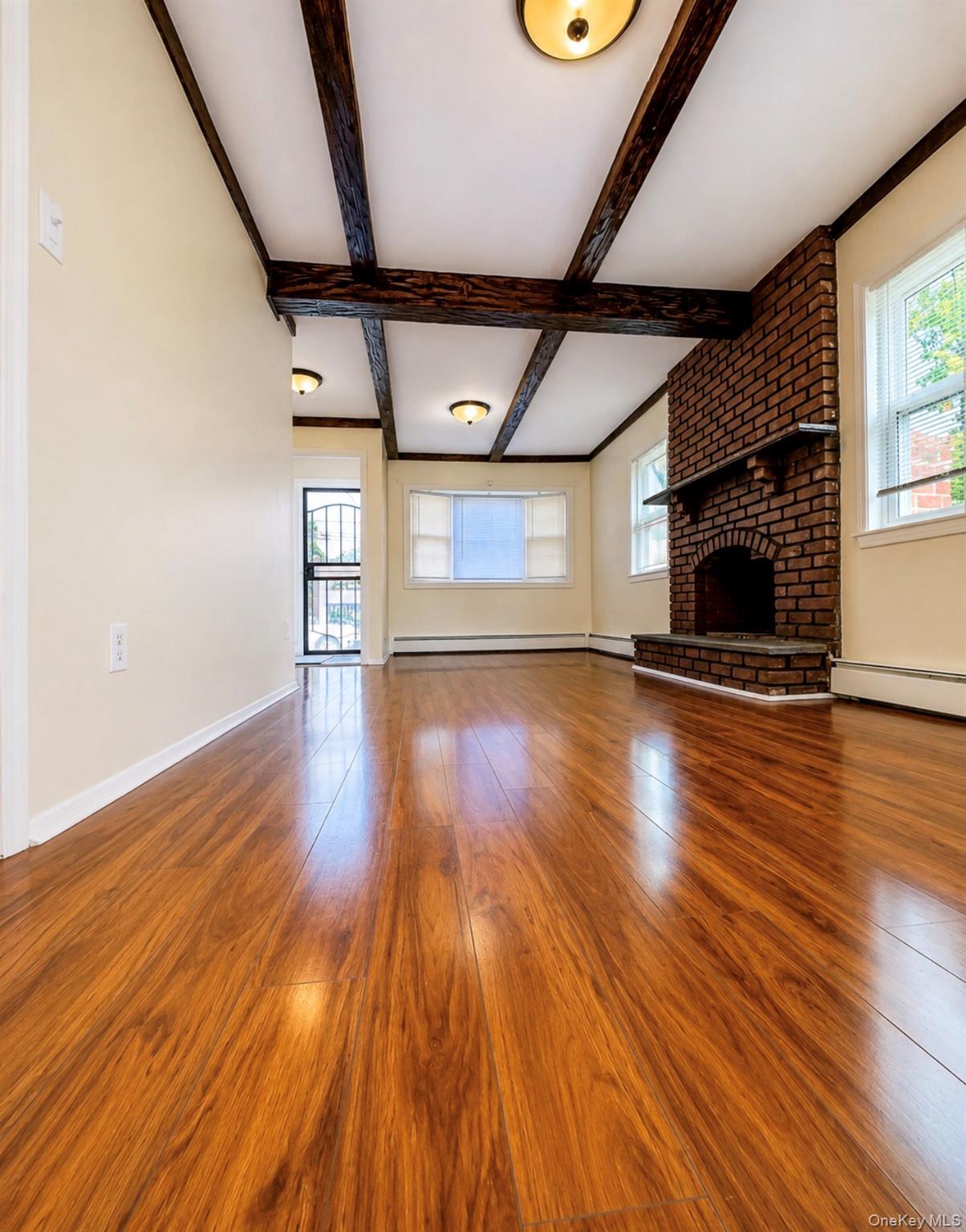 Single Family Newbridge Road  Nassau County, NY 11710, MLS-1039433-37