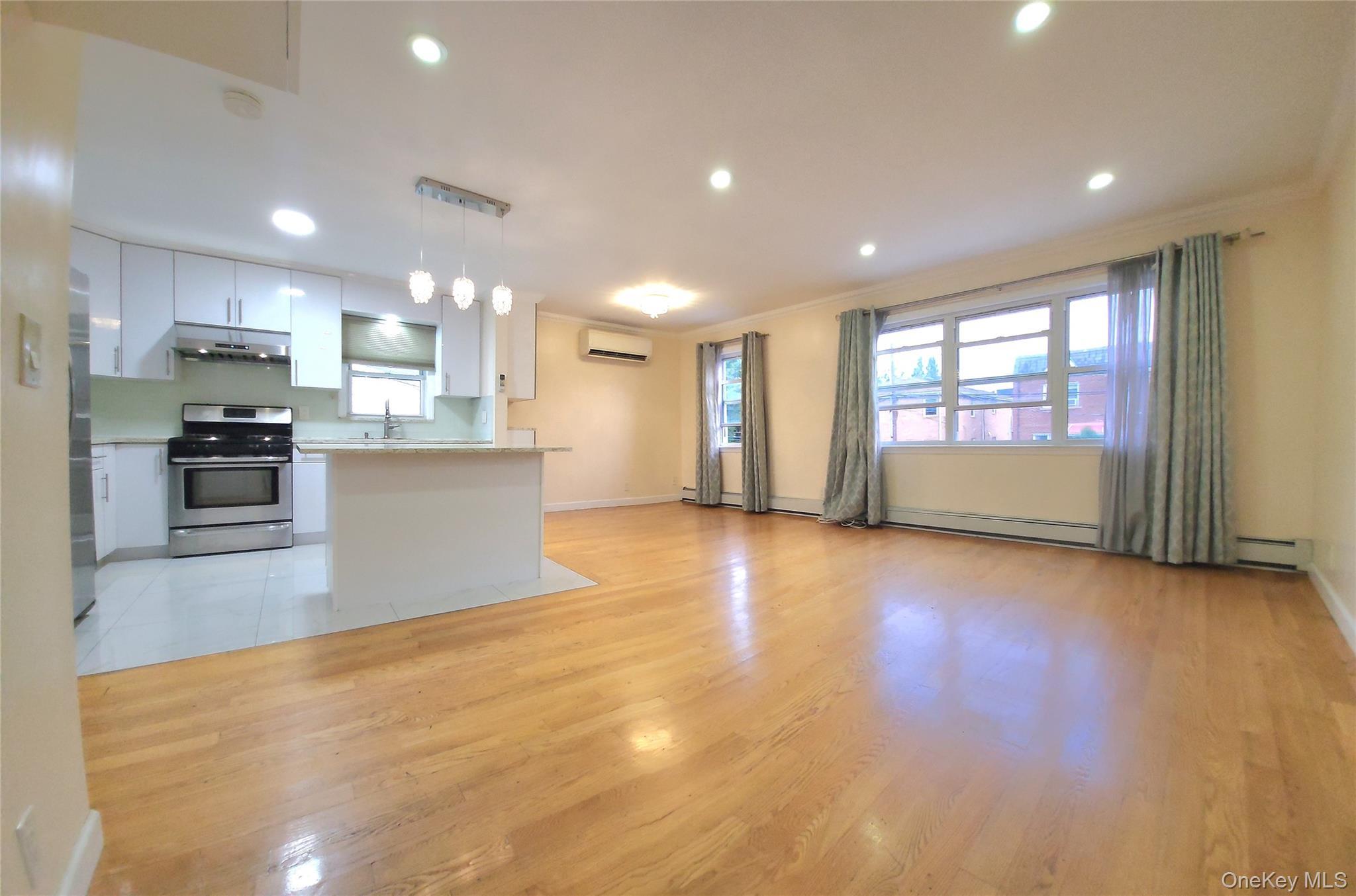 Single Family 22nd Avenue Queens, NY 11357, MLS-1039434-4