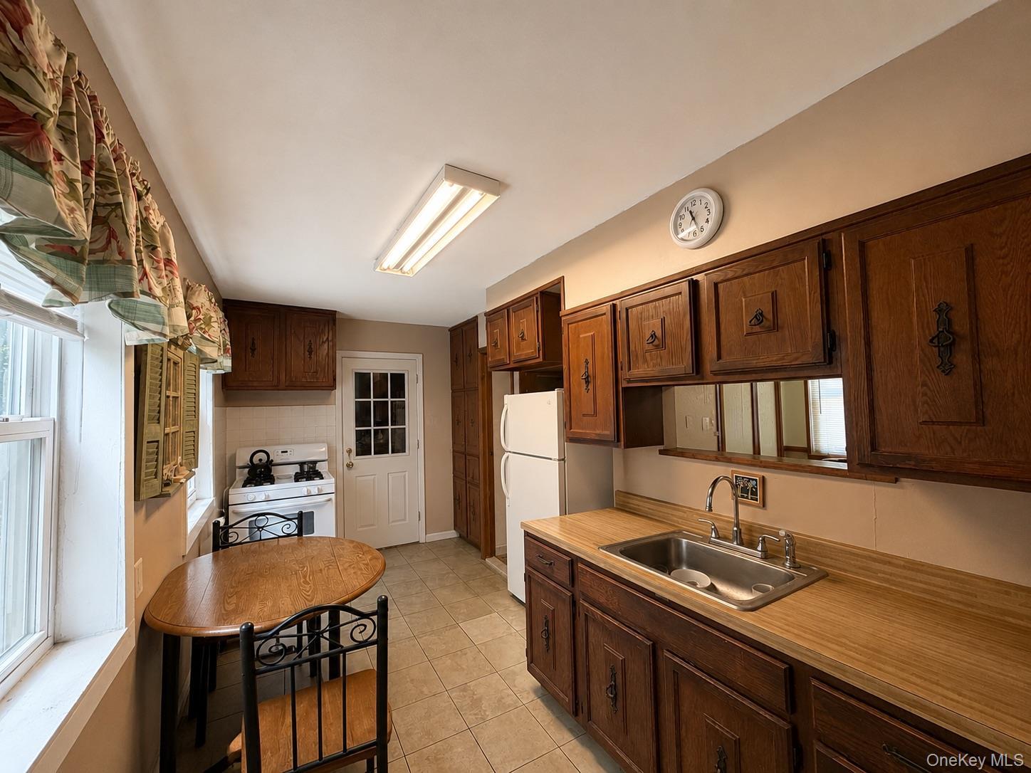 Single Family S Evergreen Drive Suffolk County, NY 11784, MLS-1039454-7