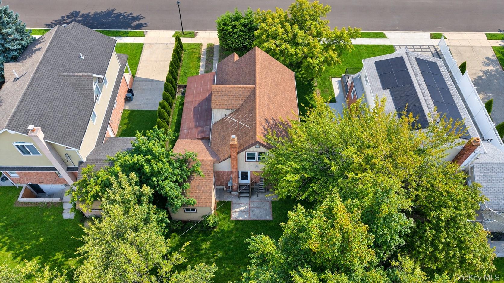 Single Family Ruby Street  Nassau County, NY 11003, MLS-1039474-4