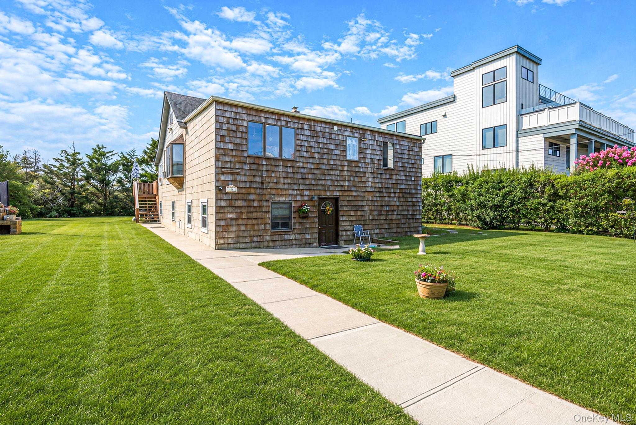 Single Family Ocean Walk  Suffolk County, NY 11702, MLS-1039477-2