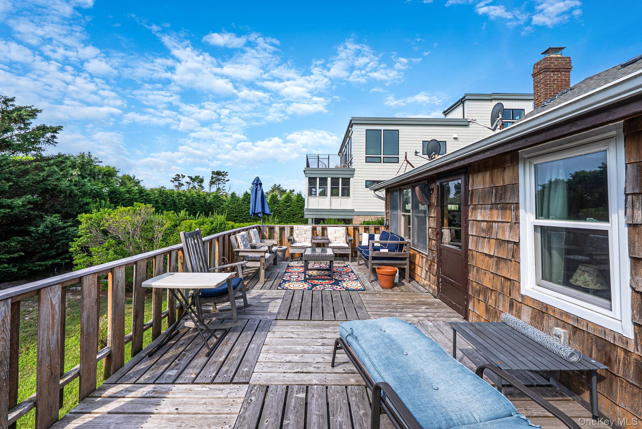 Single Family Ocean Walk  Suffolk County, NY 11702, MLS-1039477-37