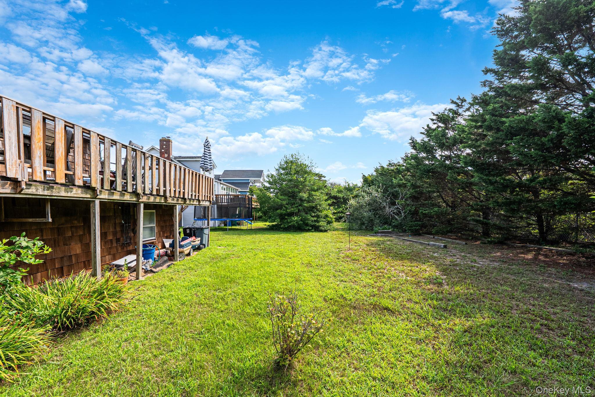 Single Family Ocean Walk  Suffolk County, NY 11702, MLS-1039477-40