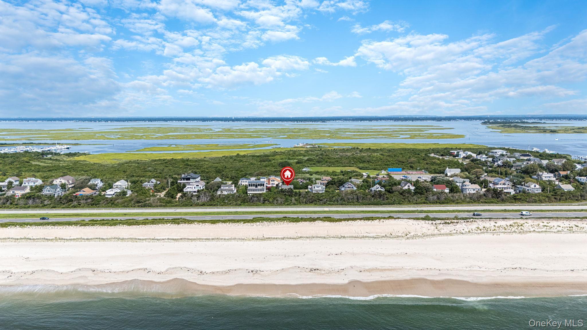 Single Family Ocean Walk  Suffolk County, NY 11702, MLS-1039477-6