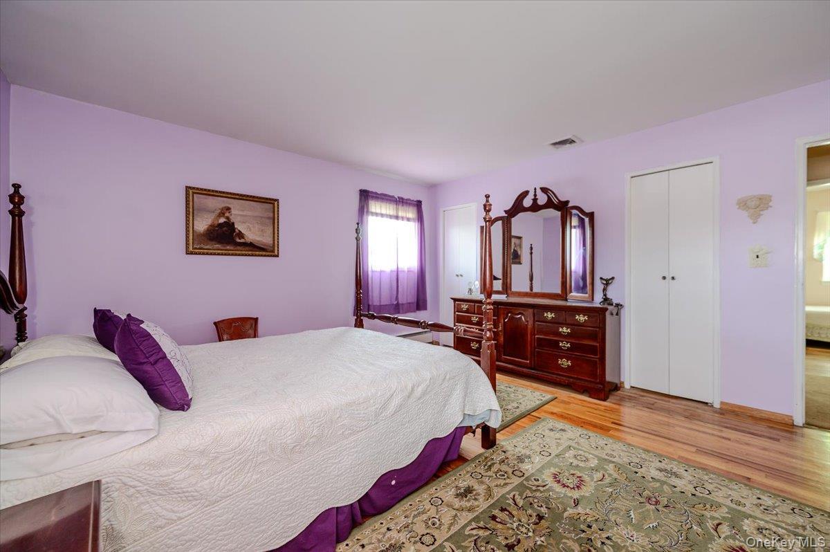 Single Family Wolfson Drive Nassau County, NY 11510, MLS-1039487-16