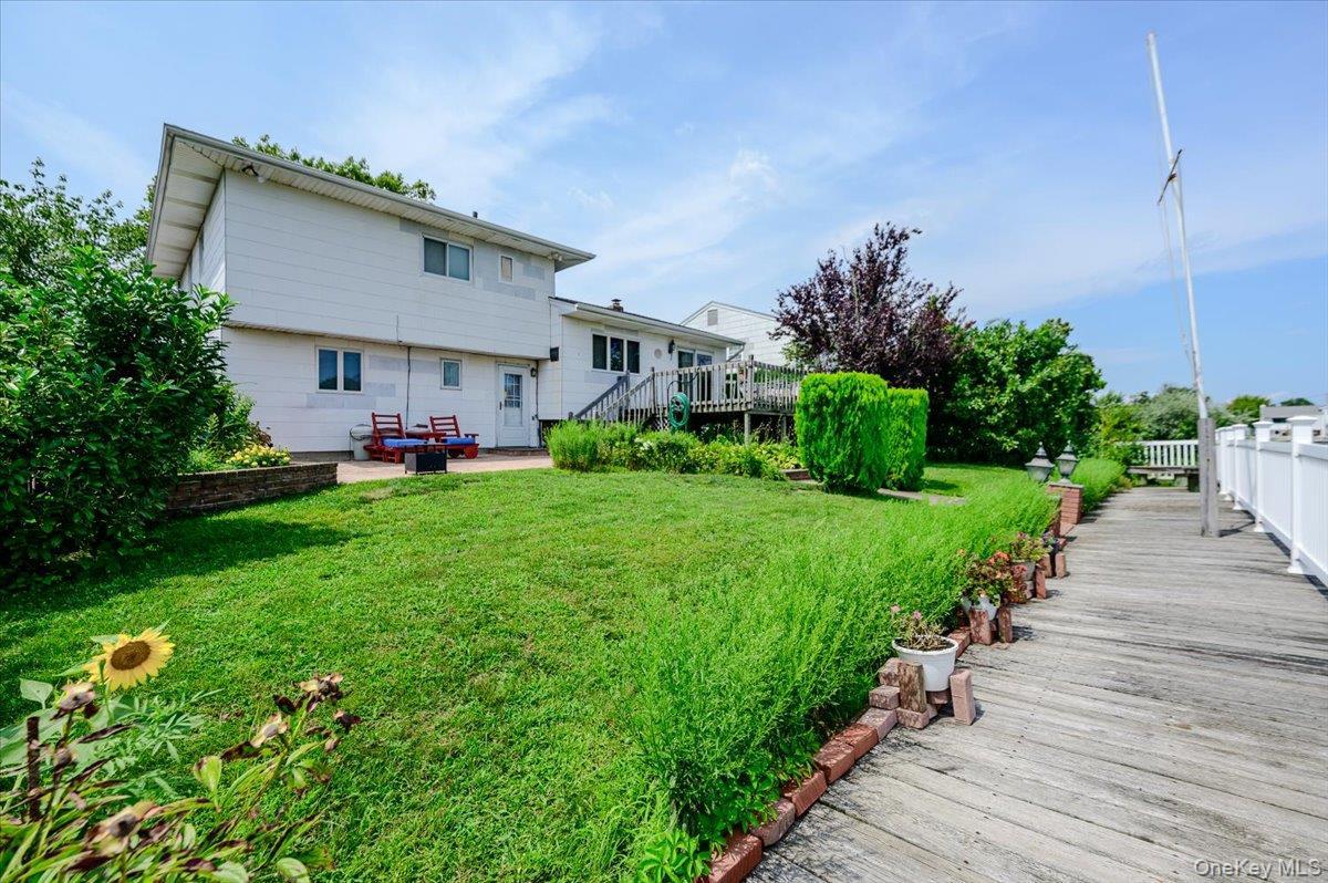 Single Family Wolfson Drive Nassau County, NY 11510, MLS-1039487-22