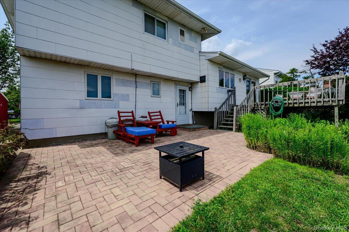 Single Family Wolfson Drive Nassau County, NY 11510, MLS-1039487-24