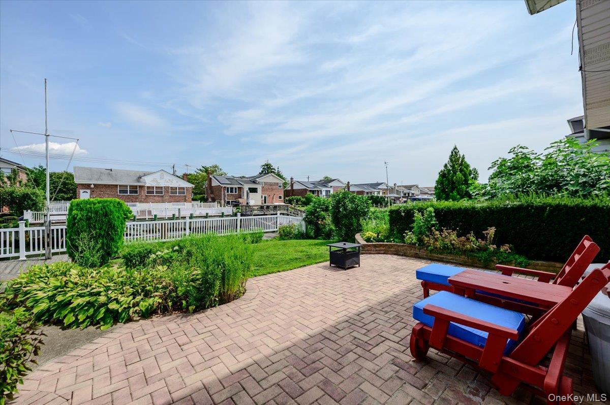 Single Family Wolfson Drive Nassau County, NY 11510, MLS-1039487-26