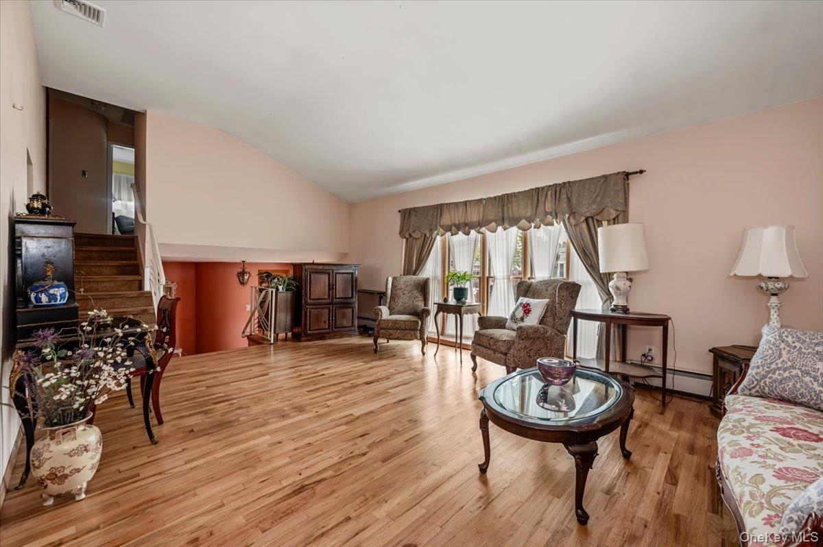 Single Family Wolfson Drive Nassau County, NY 11510, MLS-1039487-6