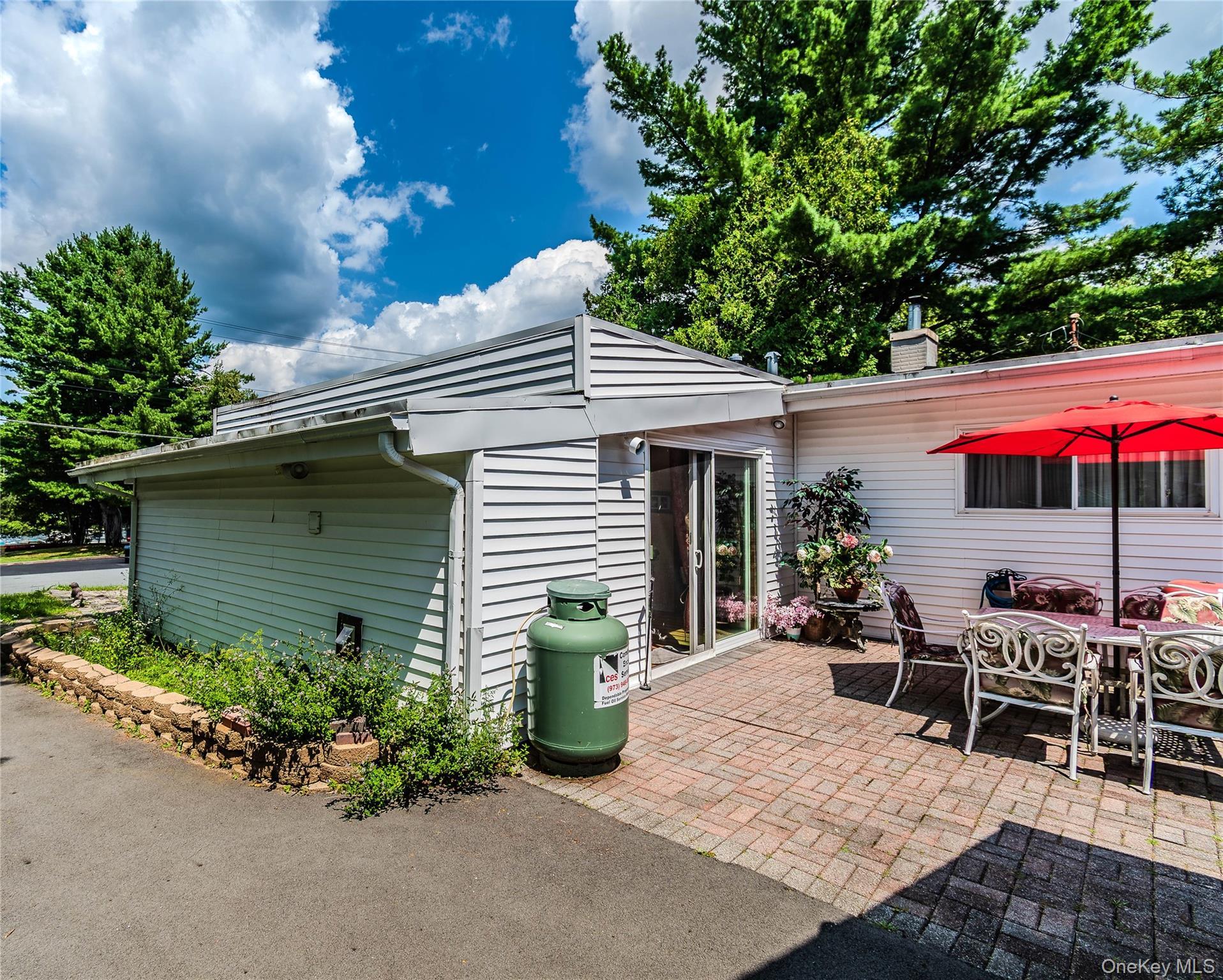 Single Family Lake Shore Drive E Sullivan County, NY 12775, MLS-1039491-4