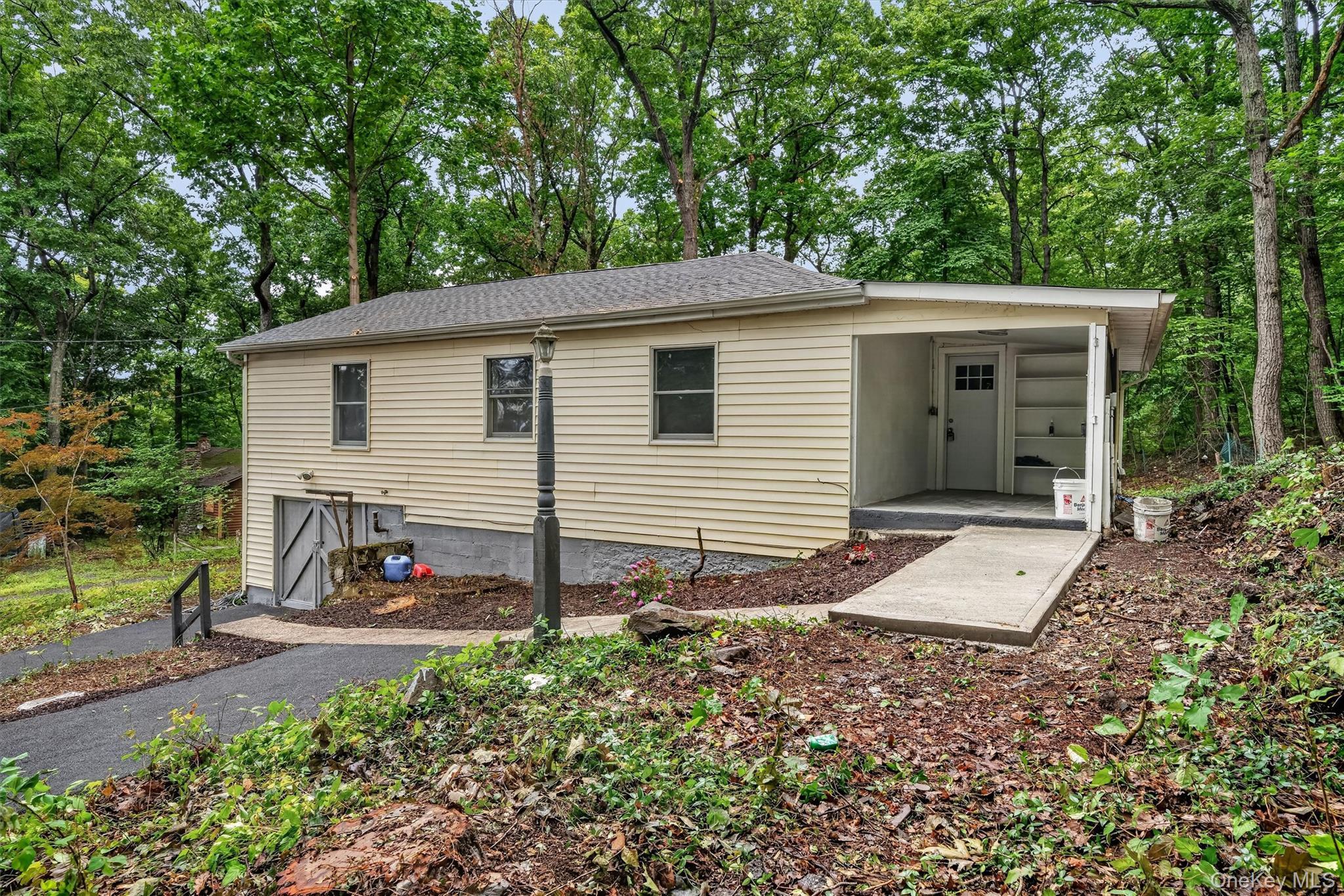 Single Family Arcadian Trail Orange County, NY 10950, MLS-1039496-2