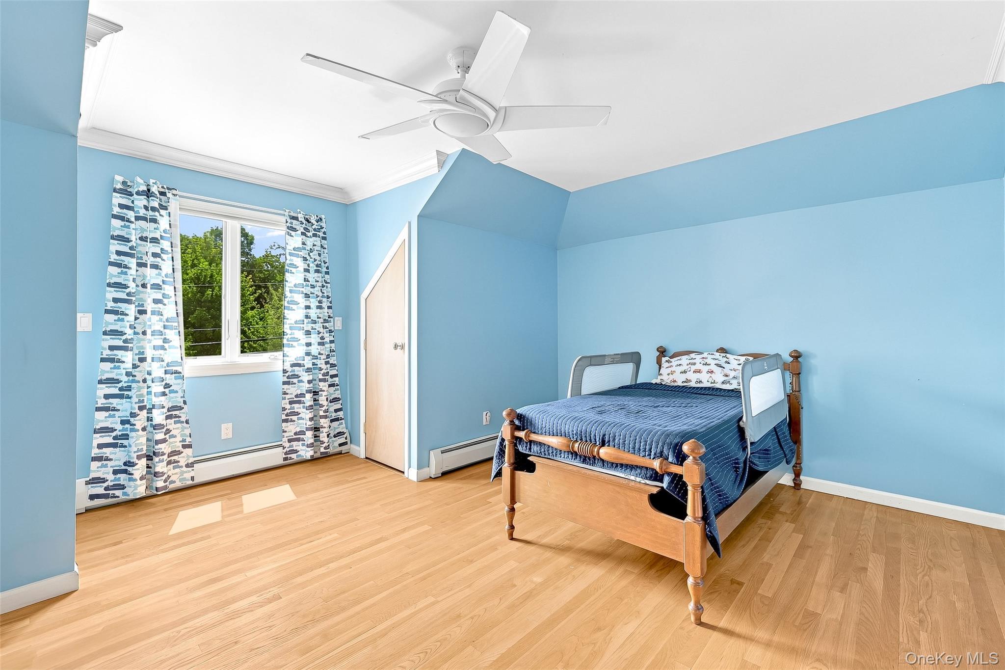 Single Family Overbrook Street  Queens, NY 11362, MLS-1039513-20