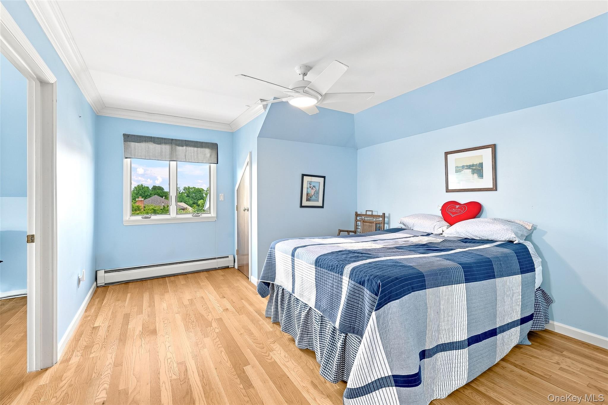 Single Family Overbrook Street  Queens, NY 11362, MLS-1039513-25