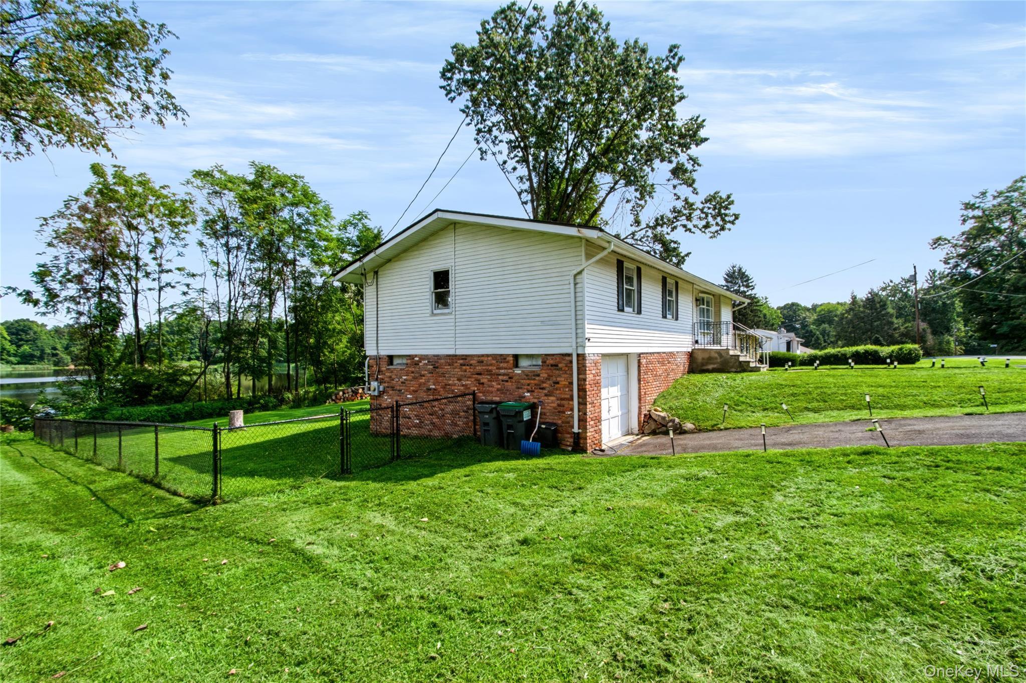 Single Family Seneca Lane Ulster County, NY 12547, MLS-1039514-5