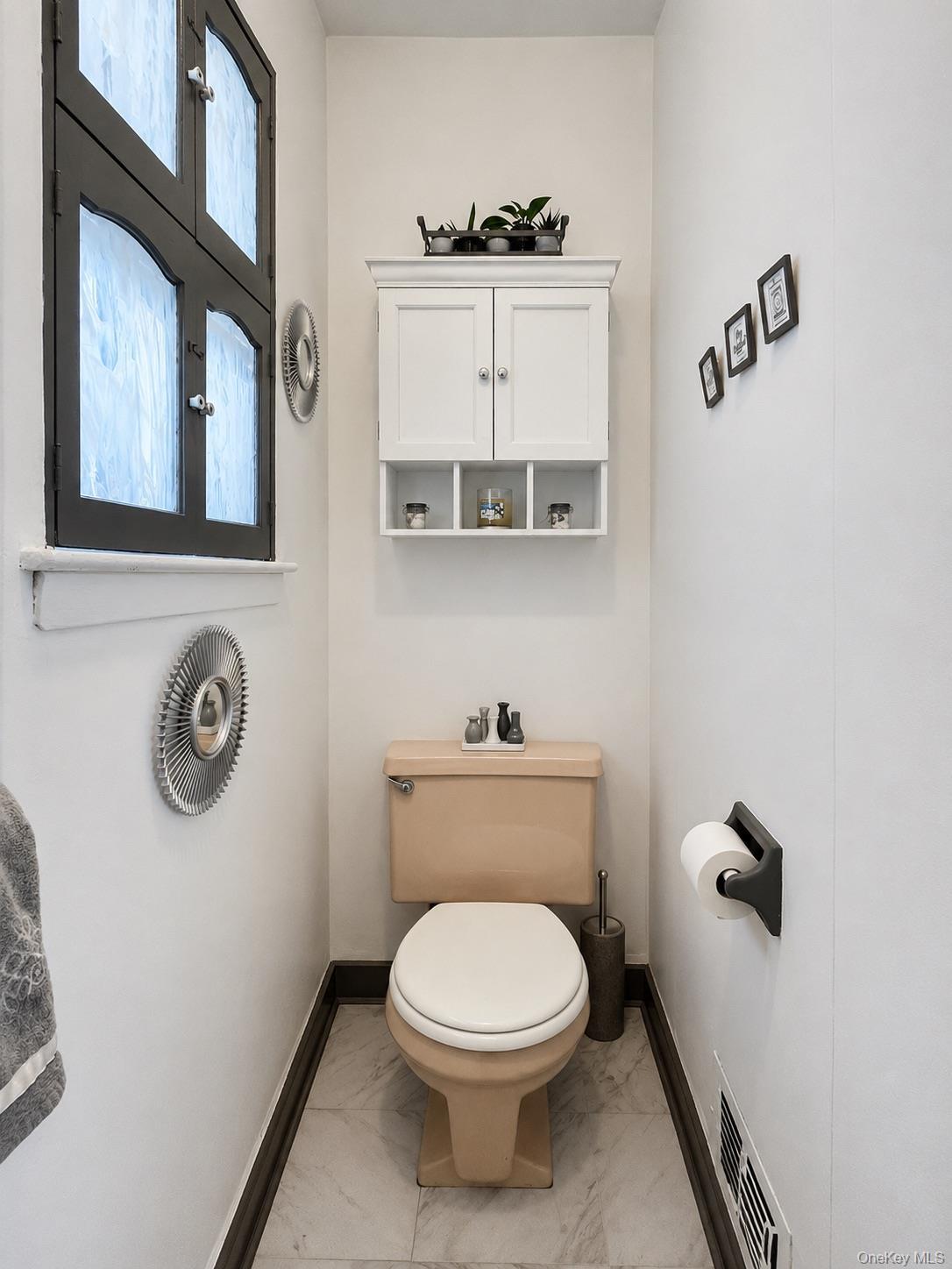 Single Family Mac Donough Place  Bronx, NY 10465, MLS-1039516-12