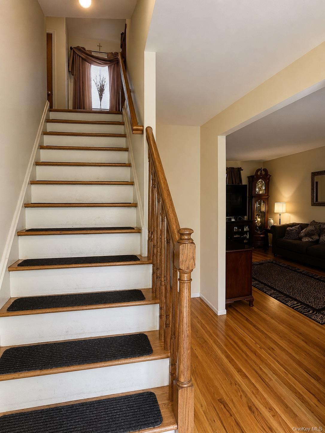 Single Family Mac Donough Place  Bronx, NY 10465, MLS-1039516-15
