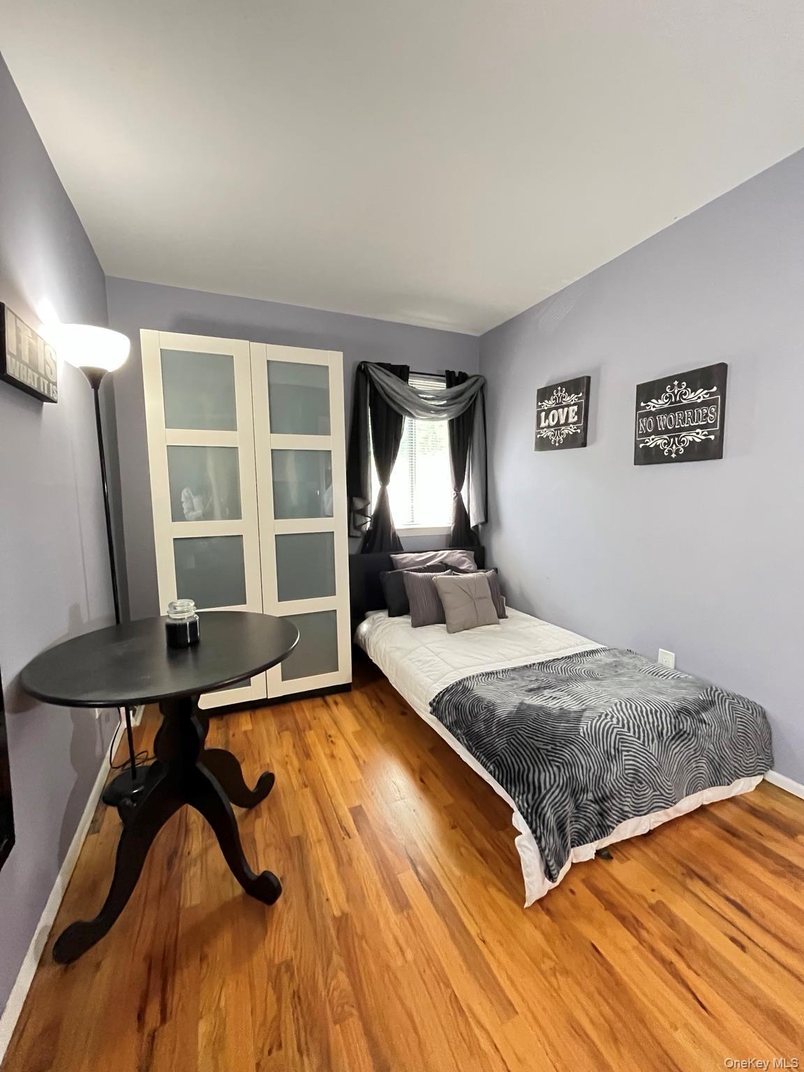 Single Family Mac Donough Place  Bronx, NY 10465, MLS-1039516-18