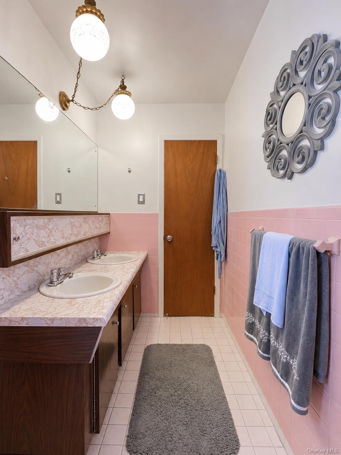Single Family Mac Donough Place  Bronx, NY 10465, MLS-1039516-23