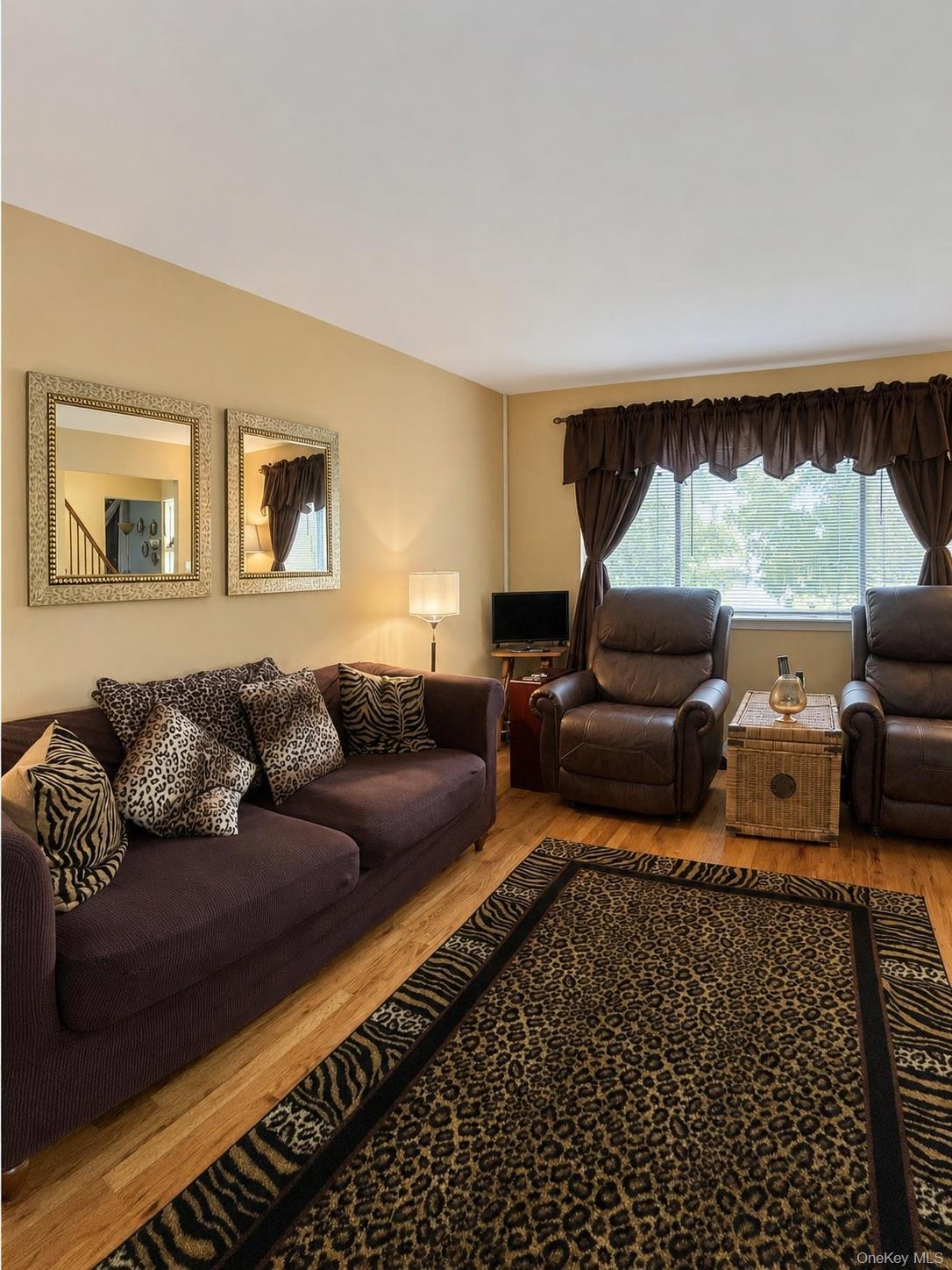 Single Family Mac Donough Place  Bronx, NY 10465, MLS-1039516-4