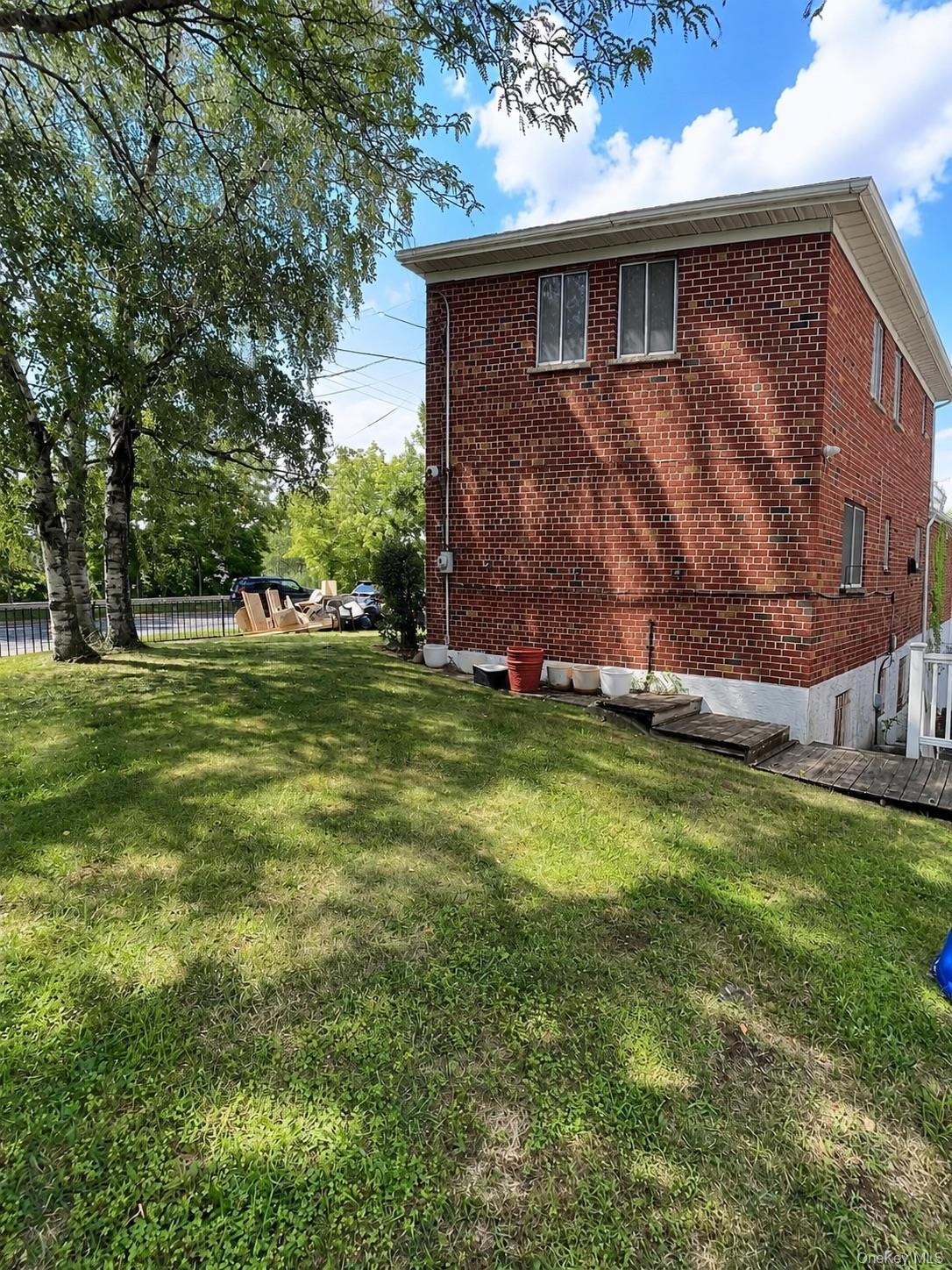 Single Family Mac Donough Place  Bronx, NY 10465, MLS-1039516-41