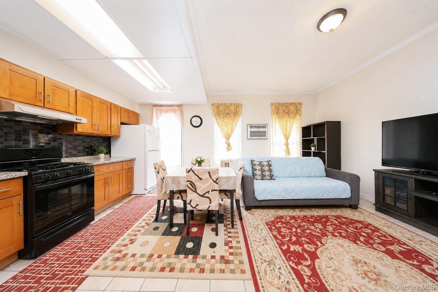 Single Family 86th Drive  Queens, NY 11421, MLS-1039522-4
