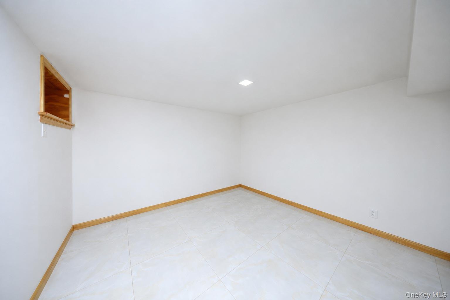 Single Family 86th Drive  Queens, NY 11421, MLS-1039522-6