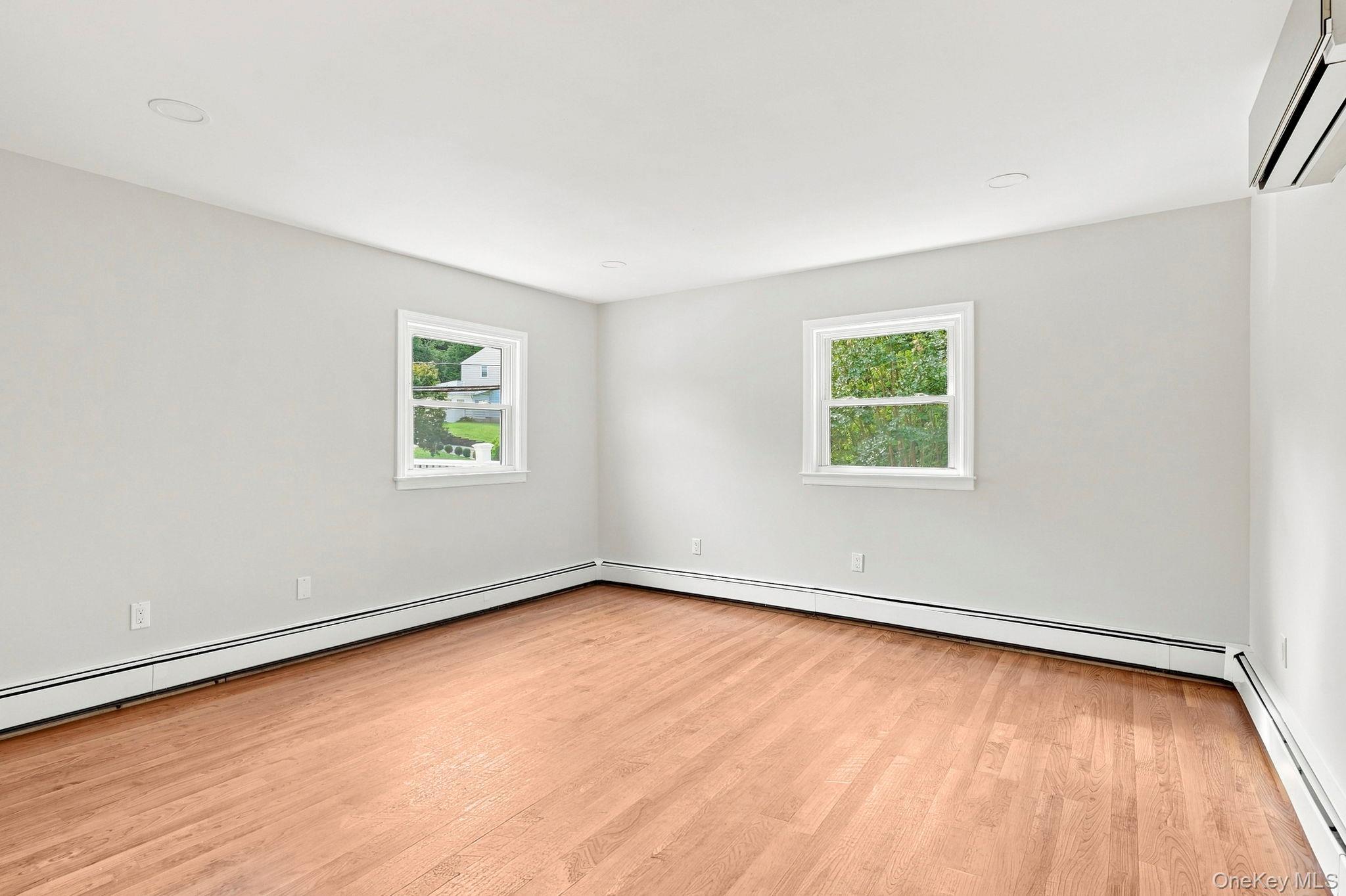 Single Family Greenvale Circle  Westchester County, NY 10607, MLS-1039523-12