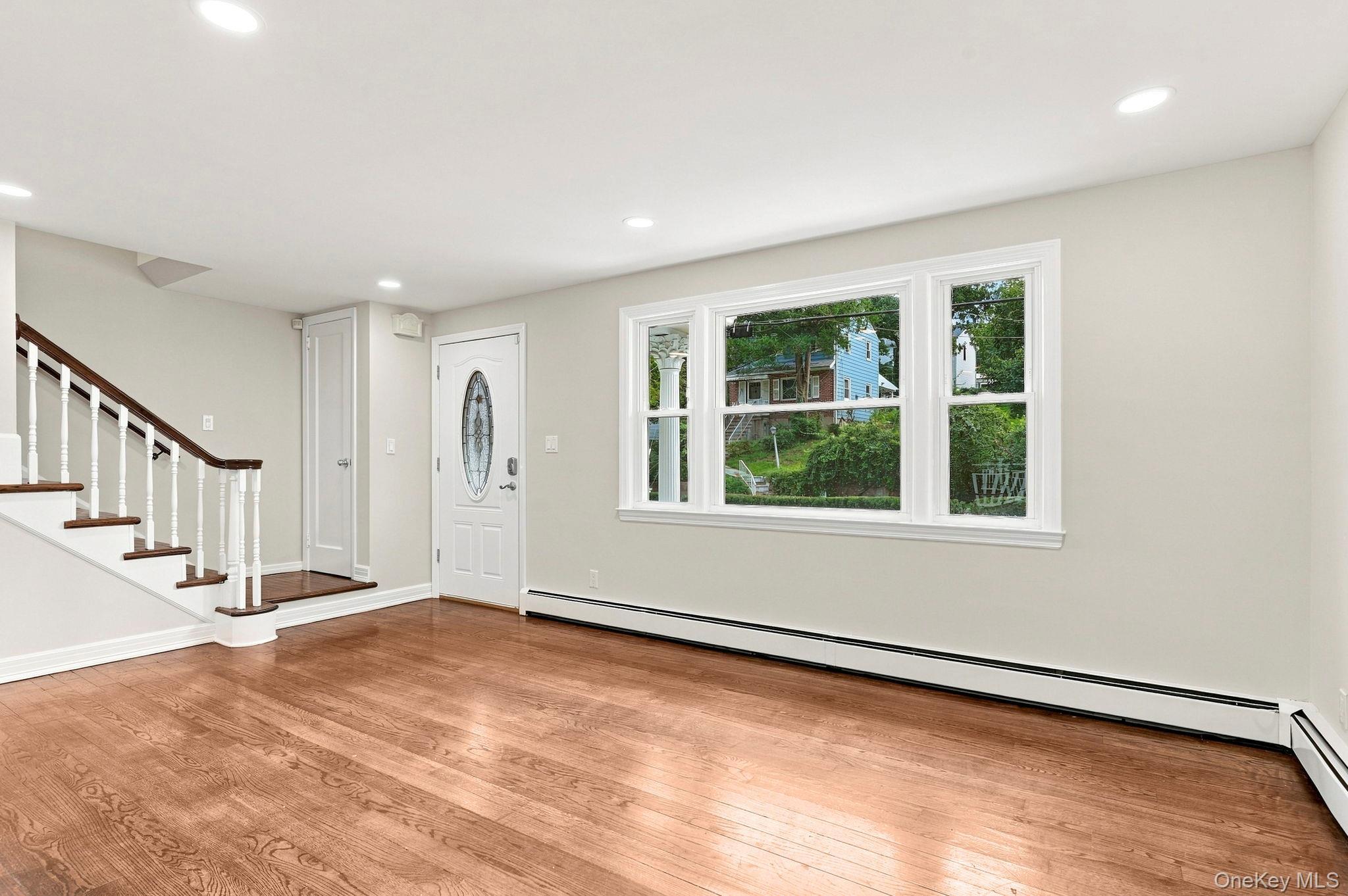 Single Family Greenvale Circle  Westchester County, NY 10607, MLS-1039523-3
