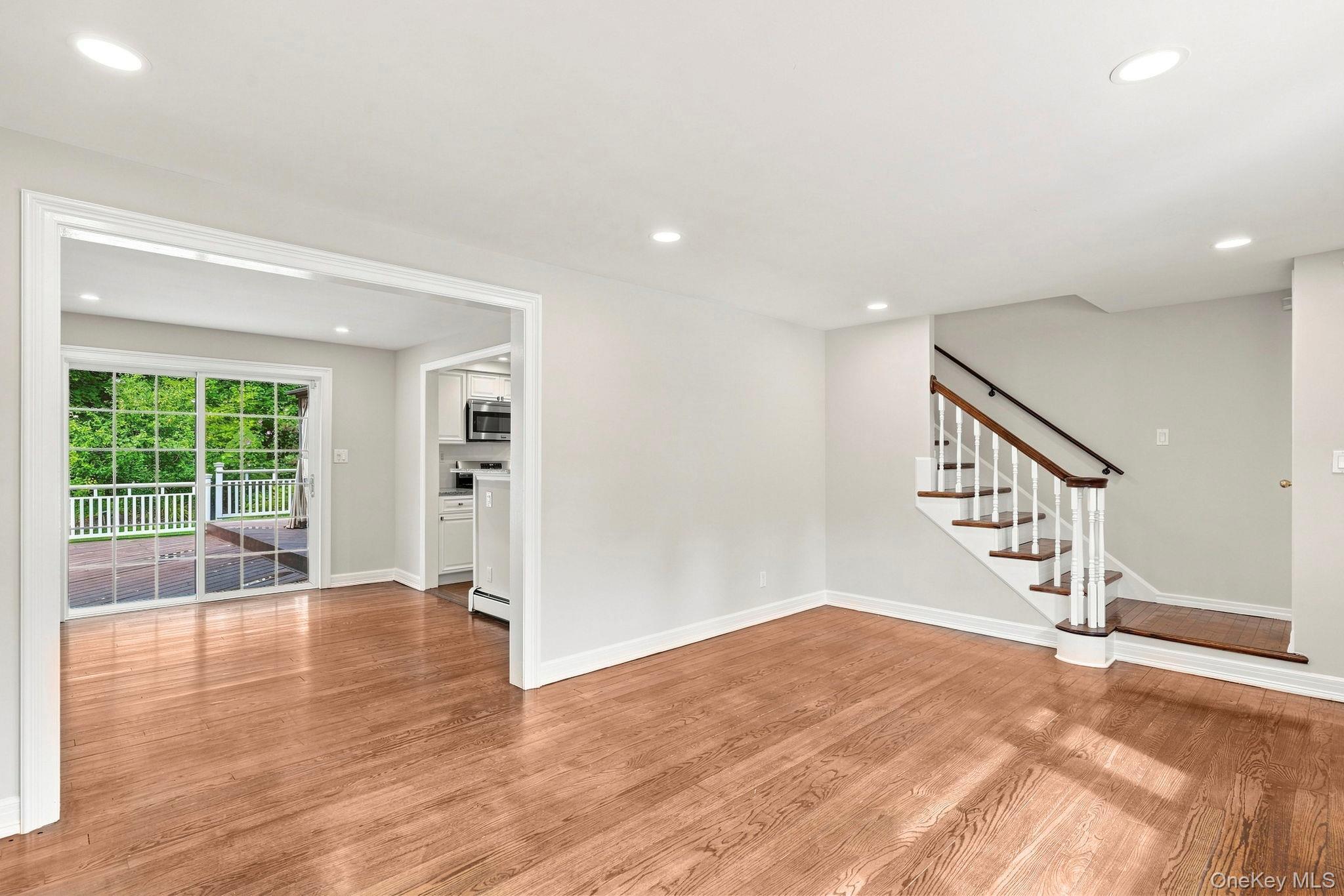 Single Family Greenvale Circle  Westchester County, NY 10607, MLS-1039523-4