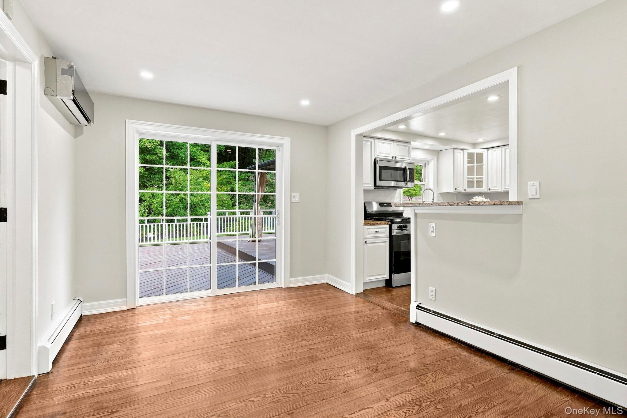 Single Family Greenvale Circle  Westchester County, NY 10607, MLS-1039523-6