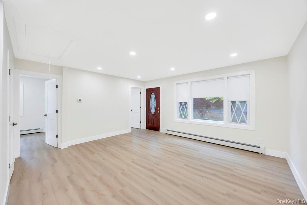 Single Family Ormond Avenue Suffolk County, NY 11784, MLS-1039541-12