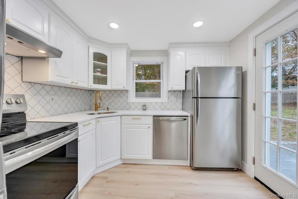 Single Family Ormond Avenue Suffolk County, NY 11784, MLS-1039541-8