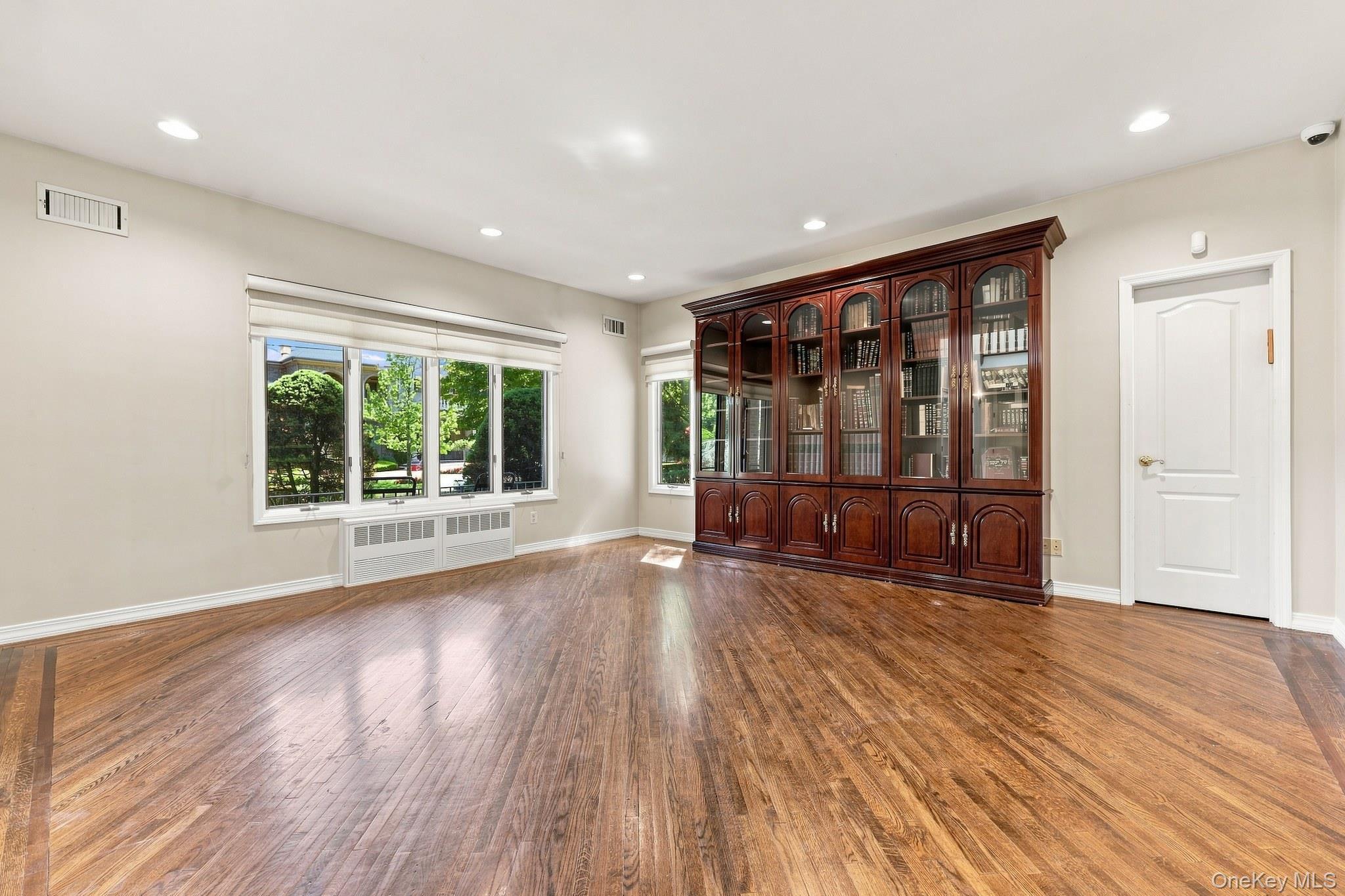 Single Family S Grandview Avenue  Rockland County, NY 10952, MLS-1039542-6