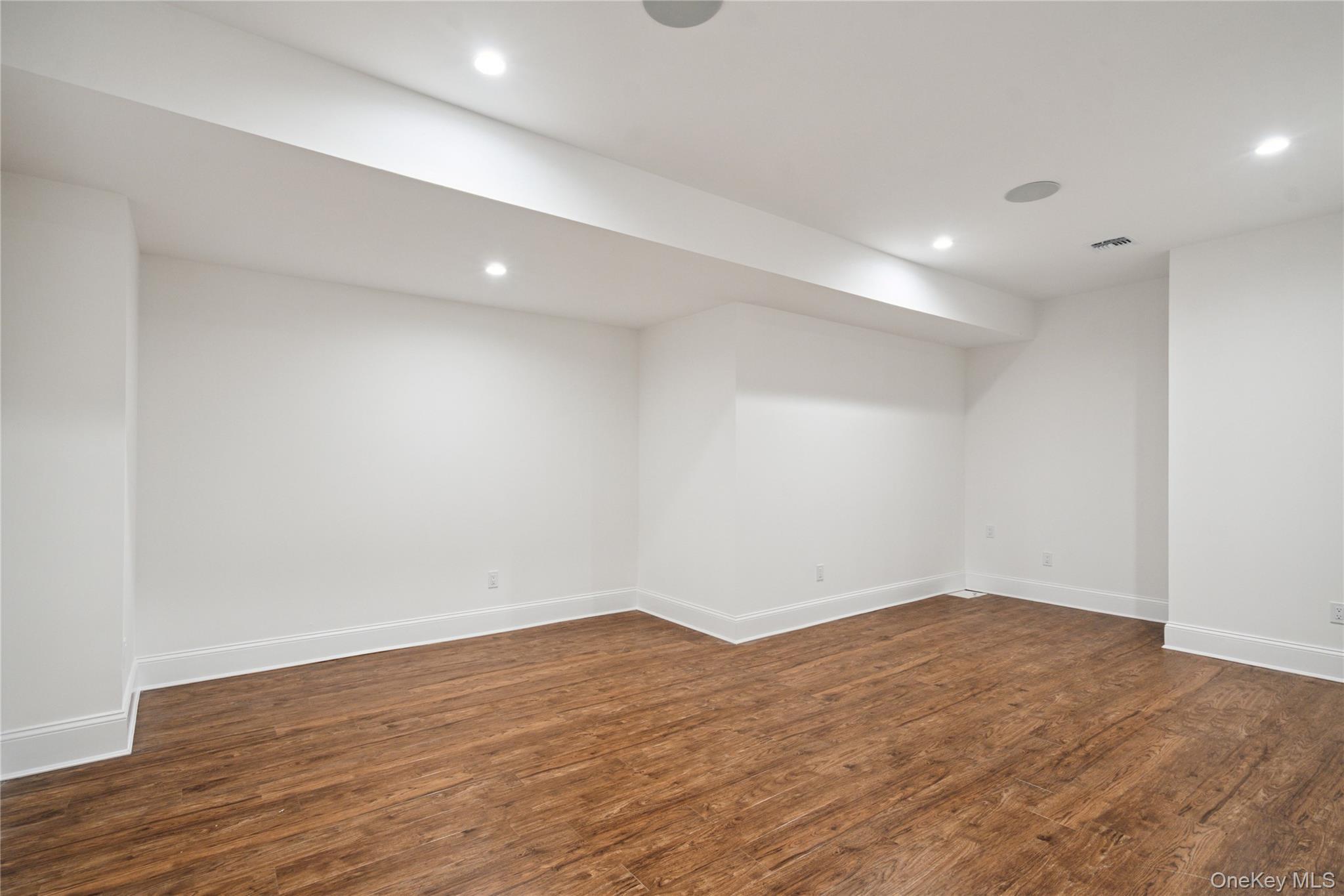 Single Family Plainview Road  Nassau County, NY 11797, MLS-1039543-45