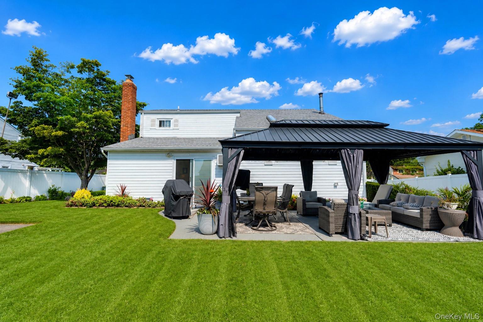 Single Family Bark Avenue Suffolk County, NY 11722, MLS-1039558-7