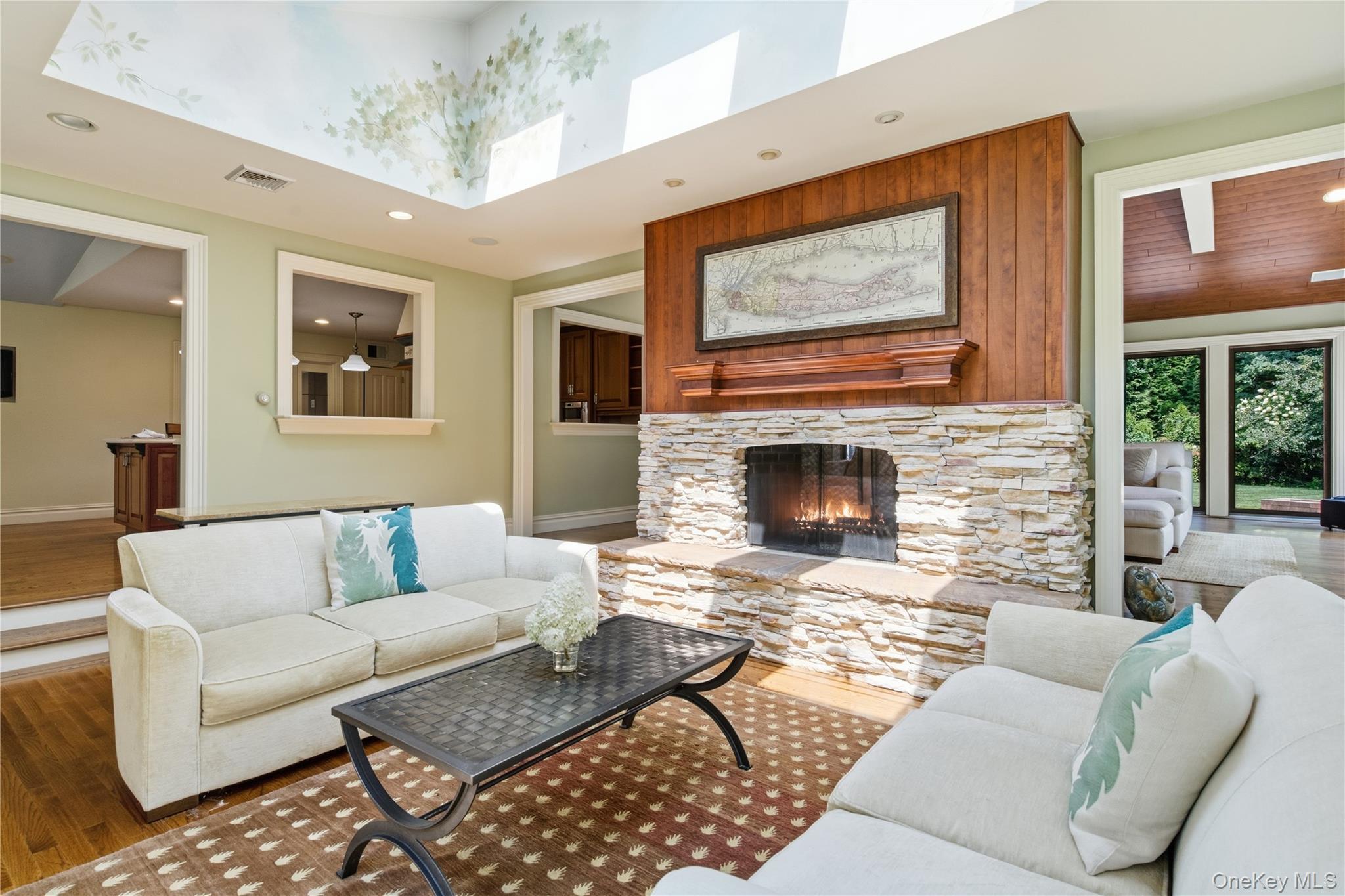 Single Family Lighthouse Point  Suffolk County, NY 11743, MLS-1039565-11