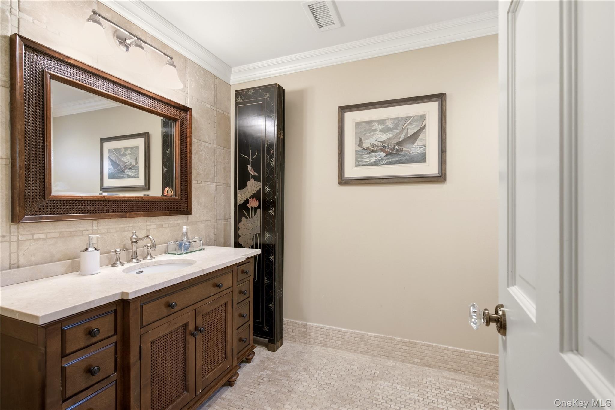 Single Family Lighthouse Point  Suffolk County, NY 11743, MLS-1039565-12