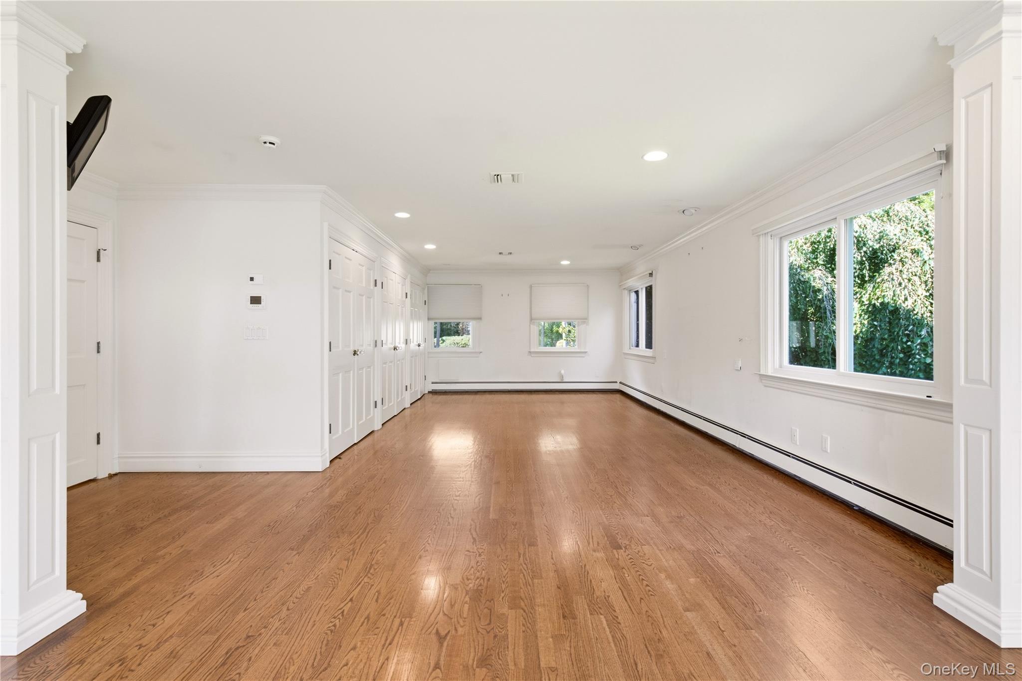 Single Family Lighthouse Point  Suffolk County, NY 11743, MLS-1039565-23